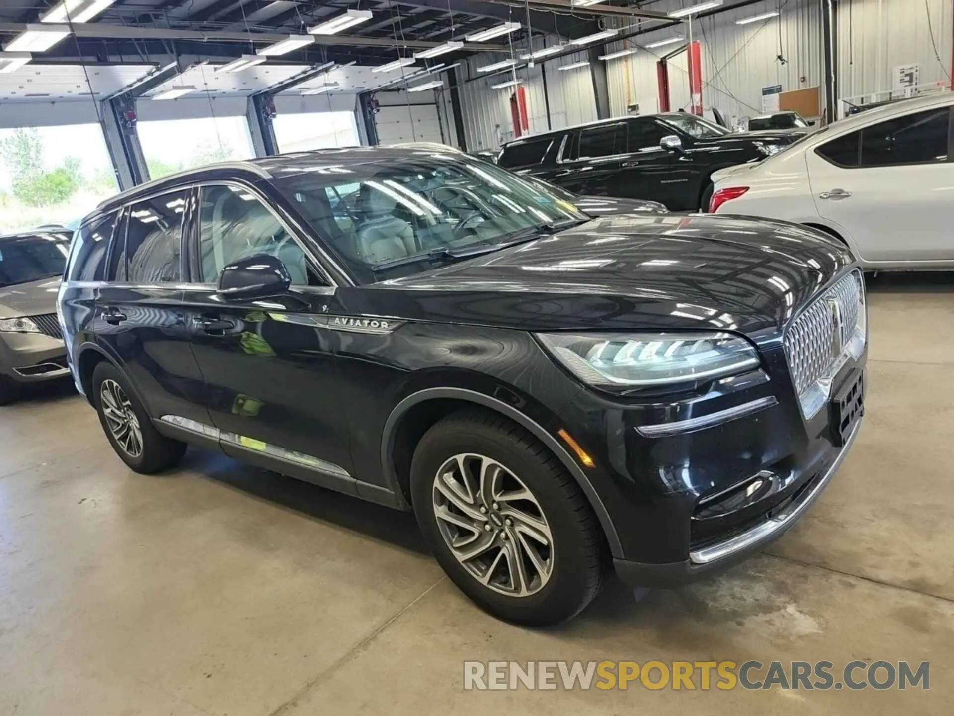 5 Photograph of a damaged car 5LM5J6XC1LGL24956 LINCOLN AVIATOR 2020