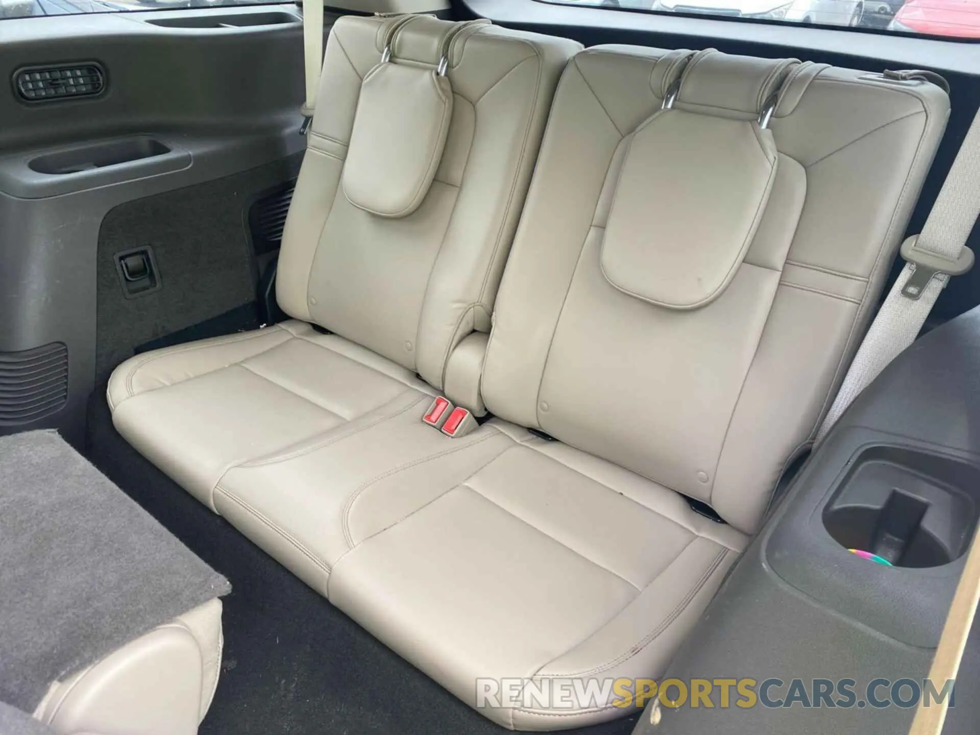9 Photograph of a damaged car 5LM5J6XC8LGL09774 LINCOLN AVIATOR 2020
