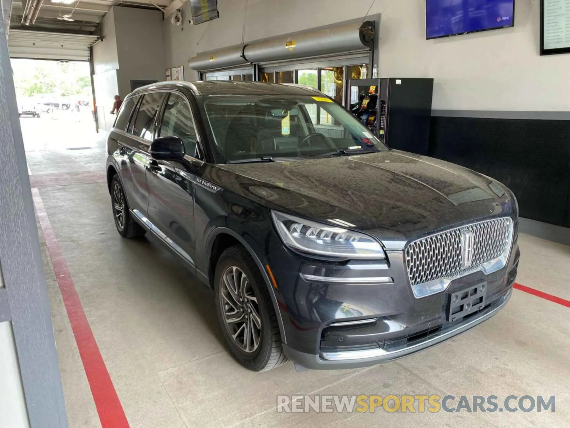 12 Photograph of a damaged car 5LM5J6XC9LGL25126 LINCOLN AVIATOR 2020