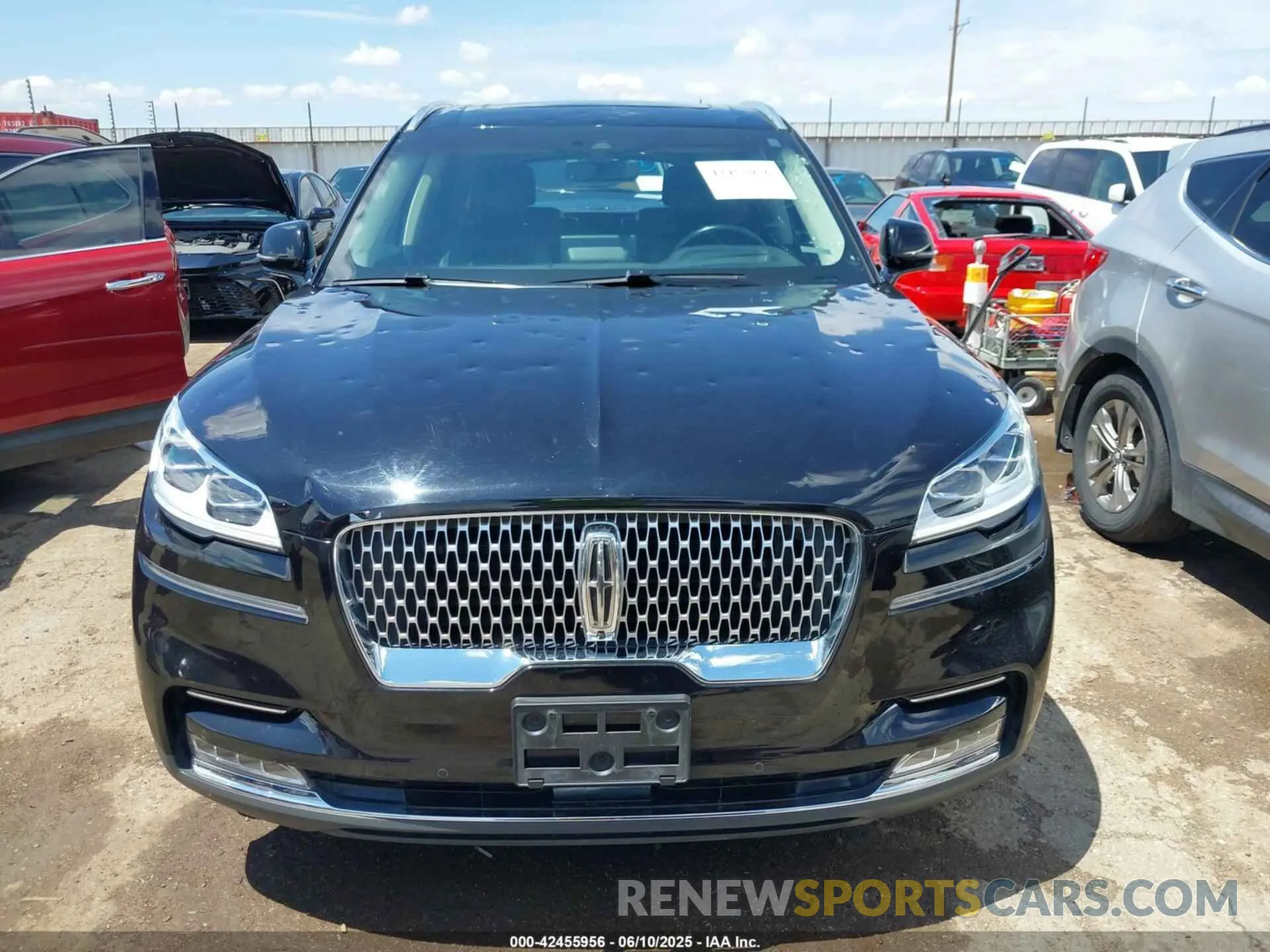 12 Photograph of a damaged car 5LM5J7XC0LGL00556 LINCOLN AVIATOR 2020