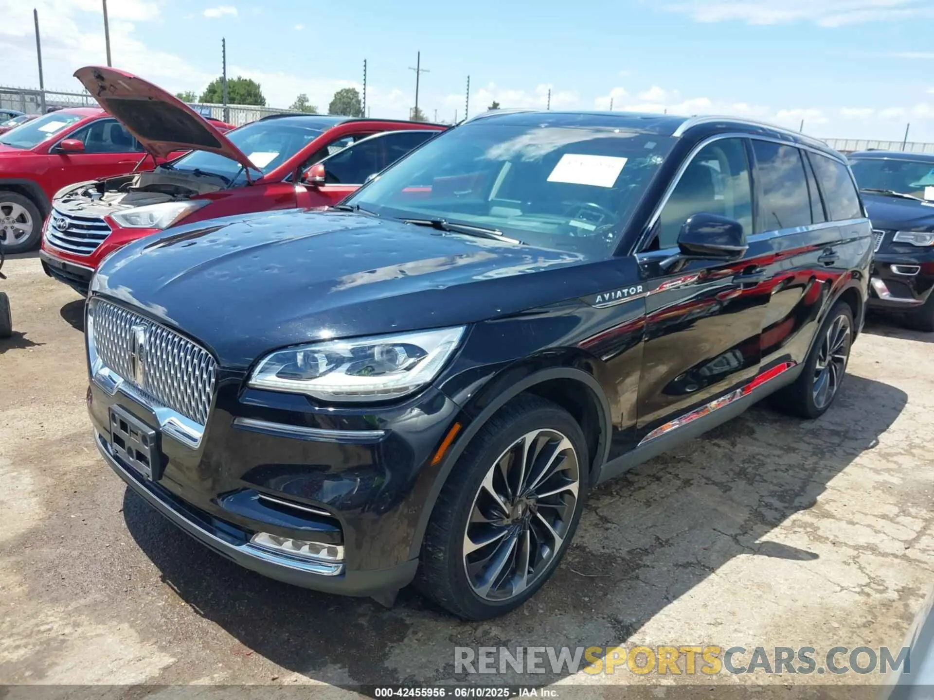 2 Photograph of a damaged car 5LM5J7XC0LGL00556 LINCOLN AVIATOR 2020