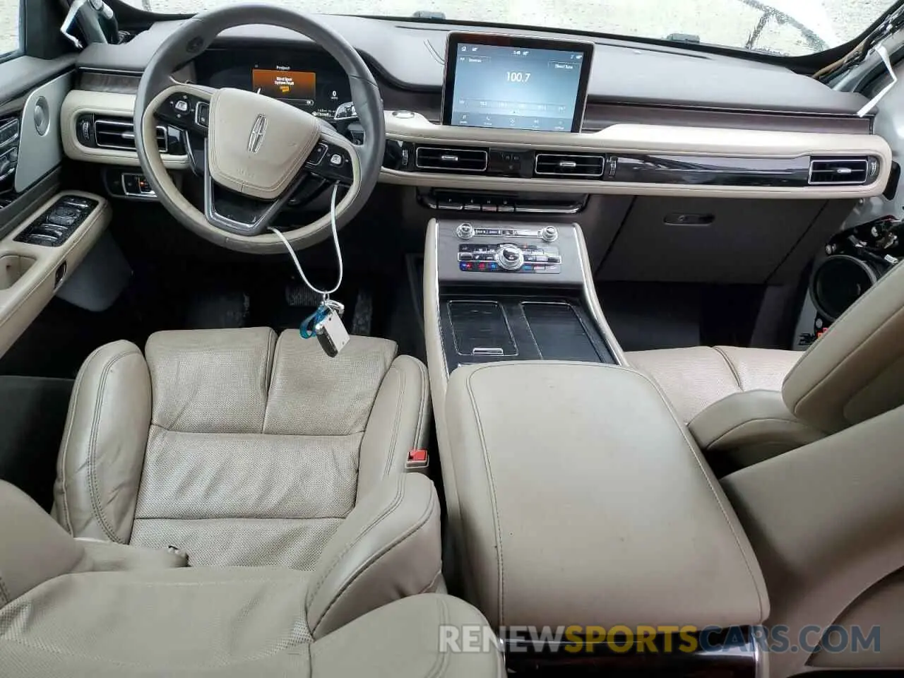 8 Photograph of a damaged car 5LM5J7XC0LGL22749 LINCOLN AVIATOR 2020