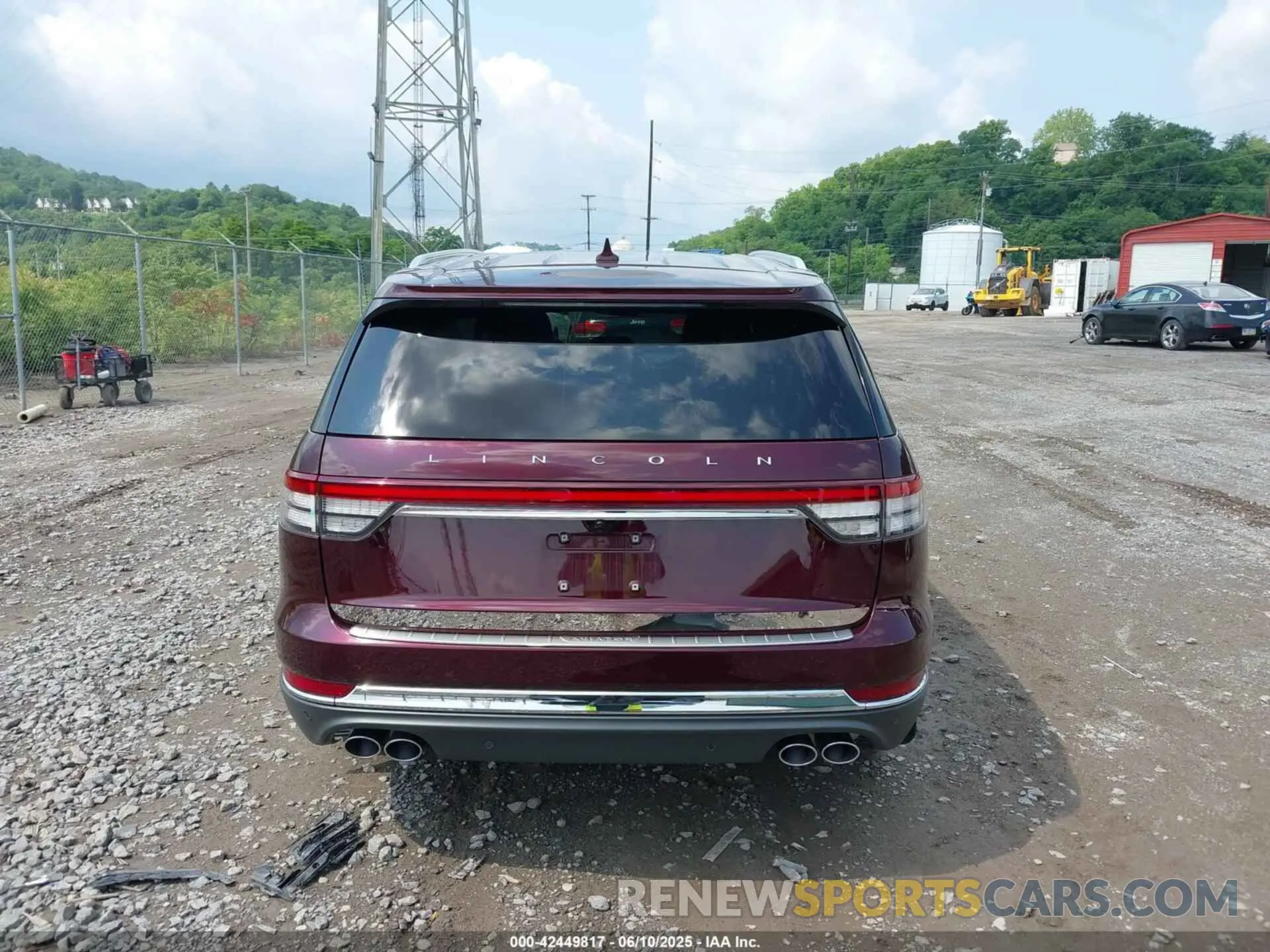 16 Photograph of a damaged car 5LM5J7XC1LGL05121 LINCOLN AVIATOR 2020