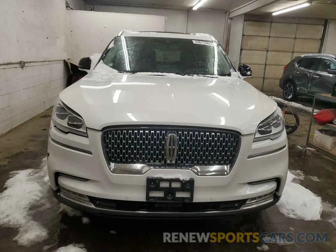 5 Photograph of a damaged car 5LM5J7XC1LGL20248 LINCOLN AVIATOR 2020