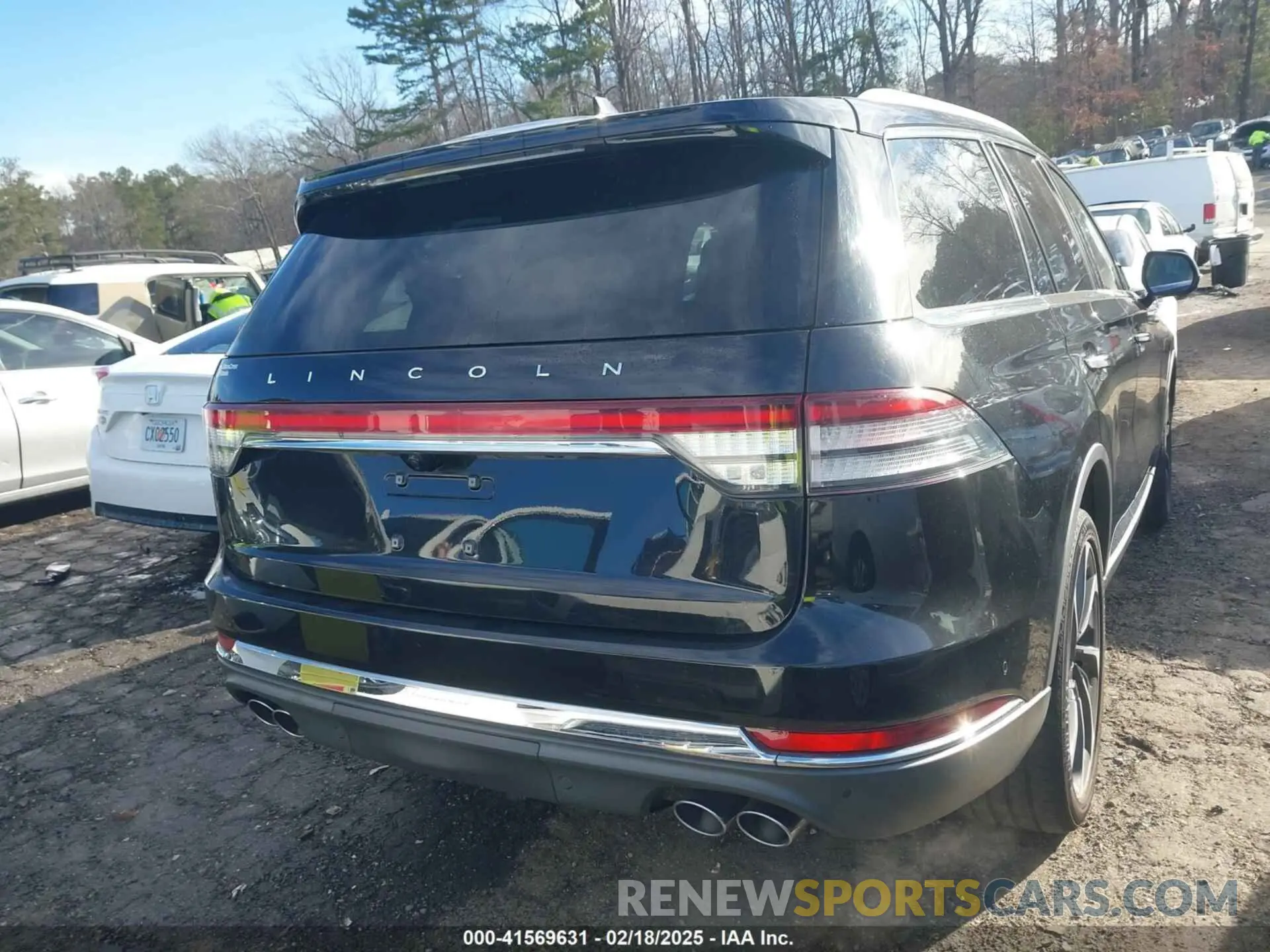 16 Photograph of a damaged car 5LM5J7XC2LGL01269 LINCOLN AVIATOR 2020