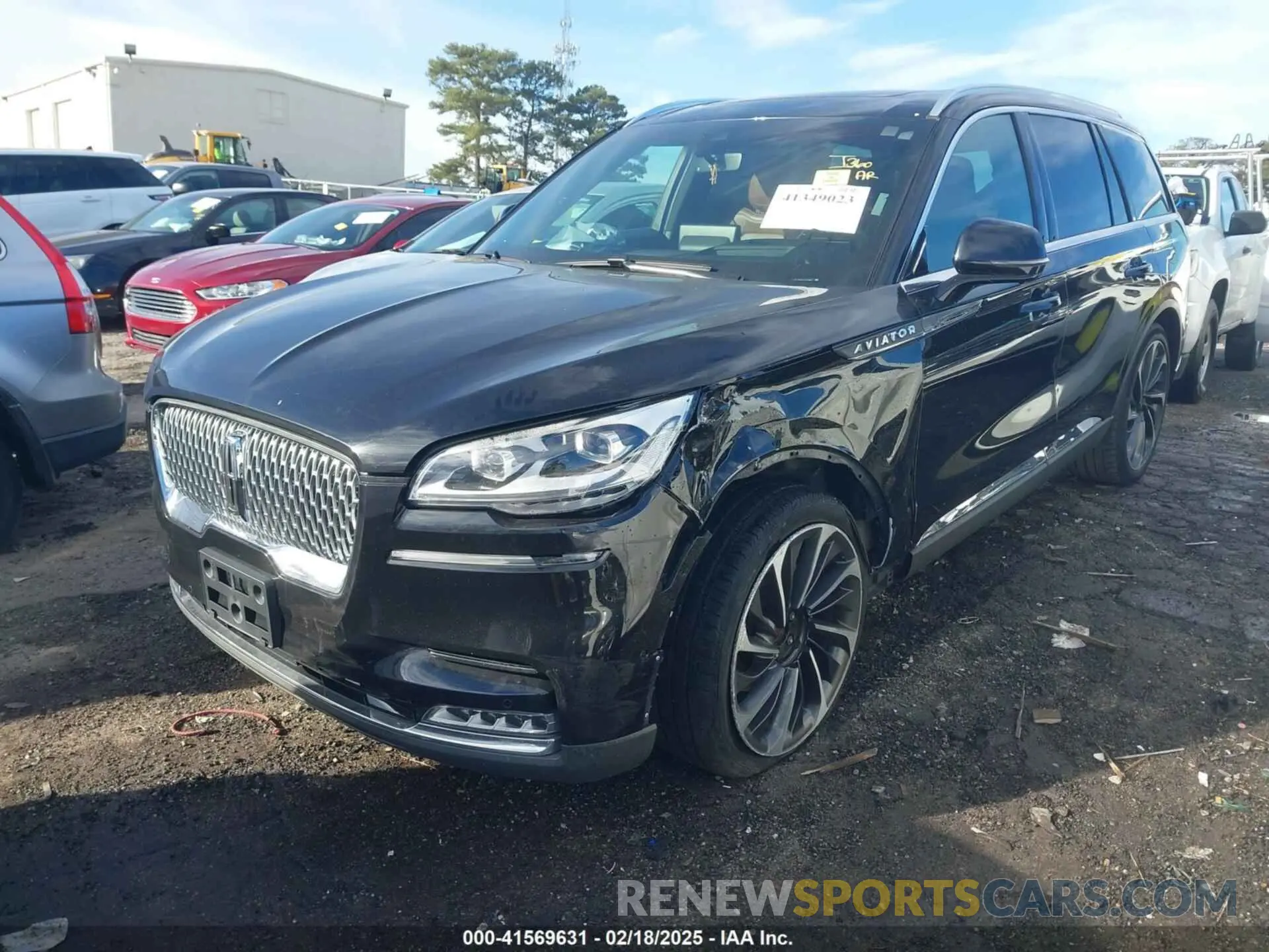 2 Photograph of a damaged car 5LM5J7XC2LGL01269 LINCOLN AVIATOR 2020