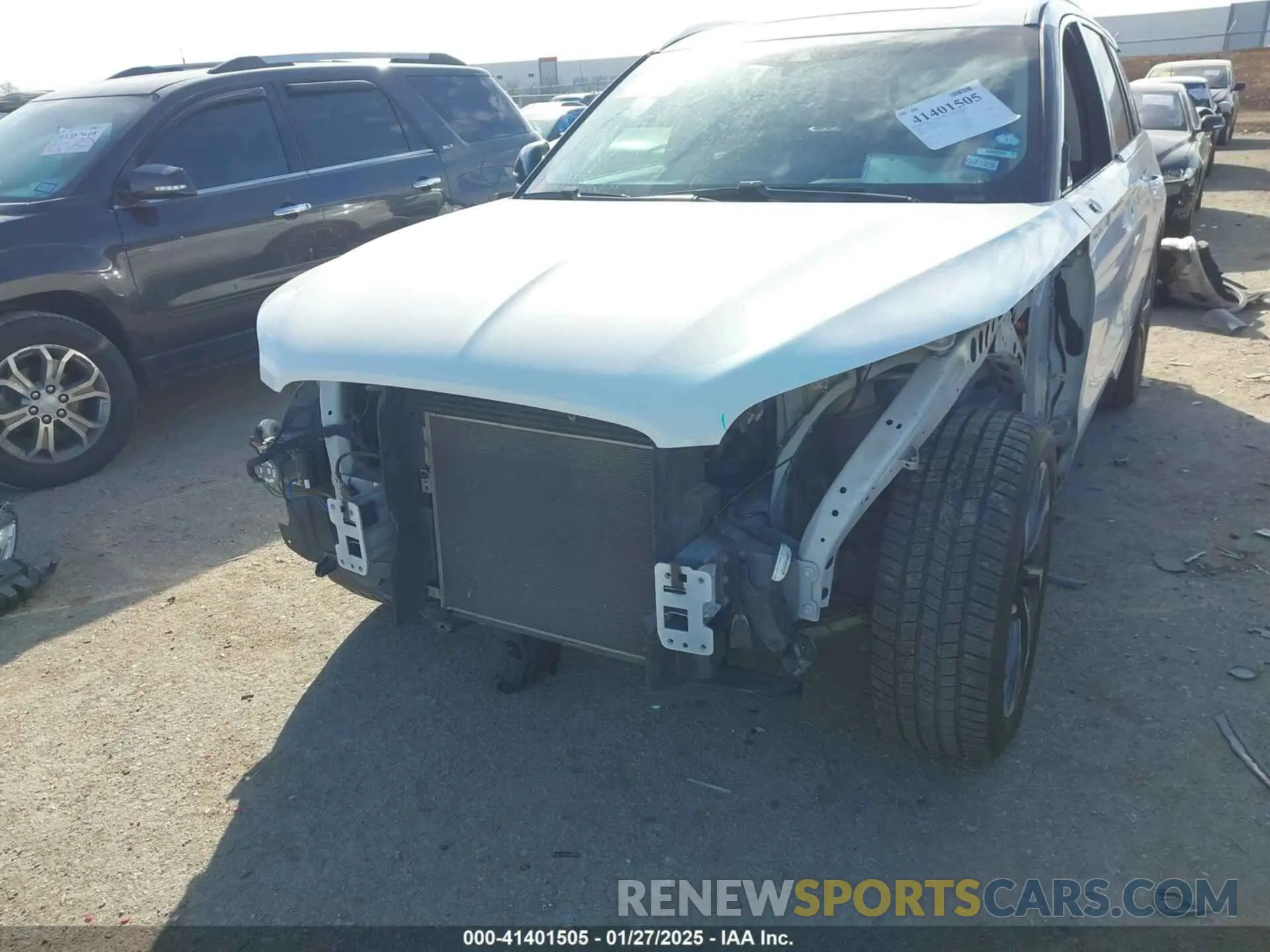 6 Photograph of a damaged car 5LM5J7XC2LGL14300 LINCOLN AVIATOR 2020