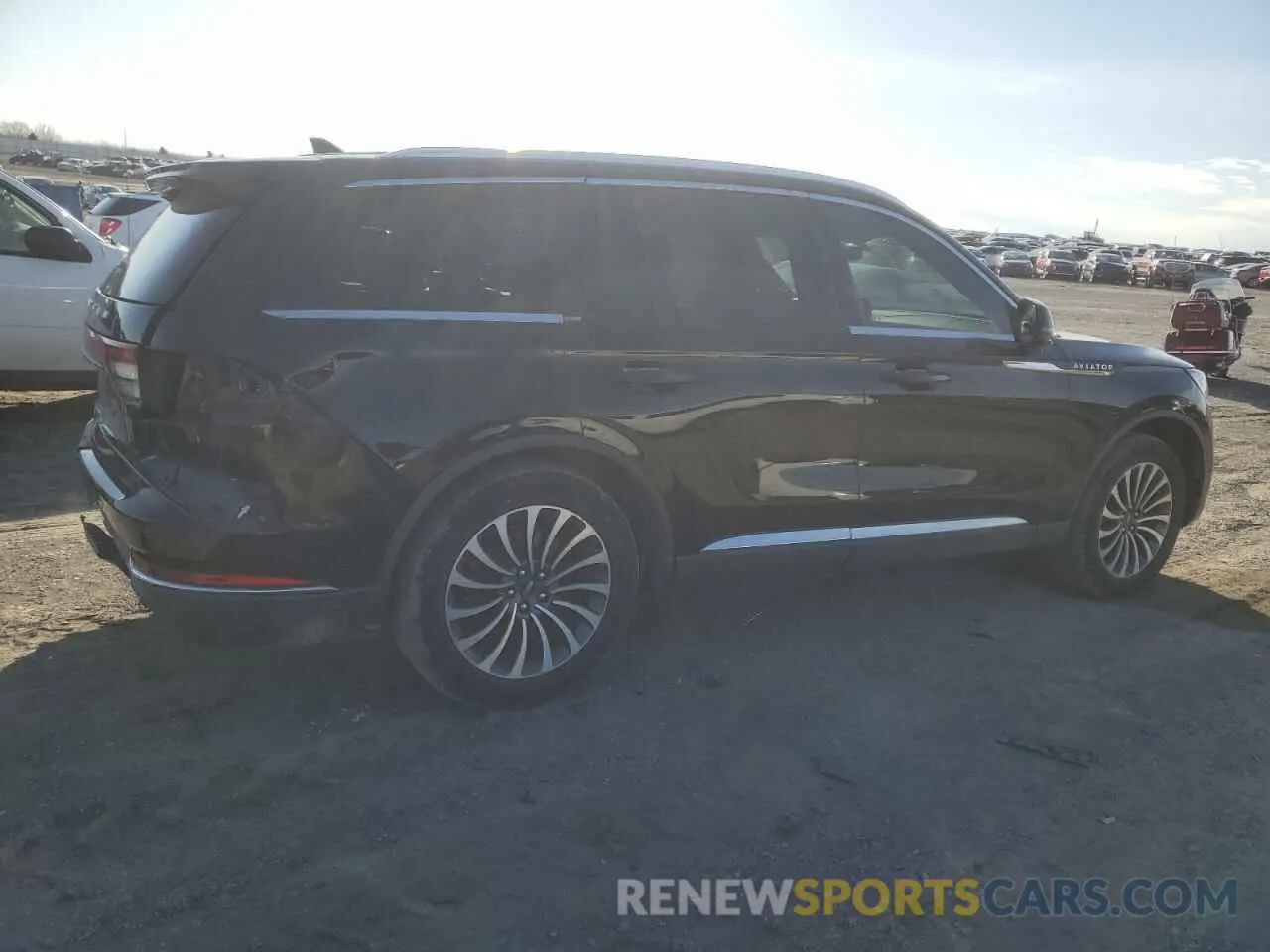3 Photograph of a damaged car 5LM5J7XC7LGL17306 LINCOLN AVIATOR 2020