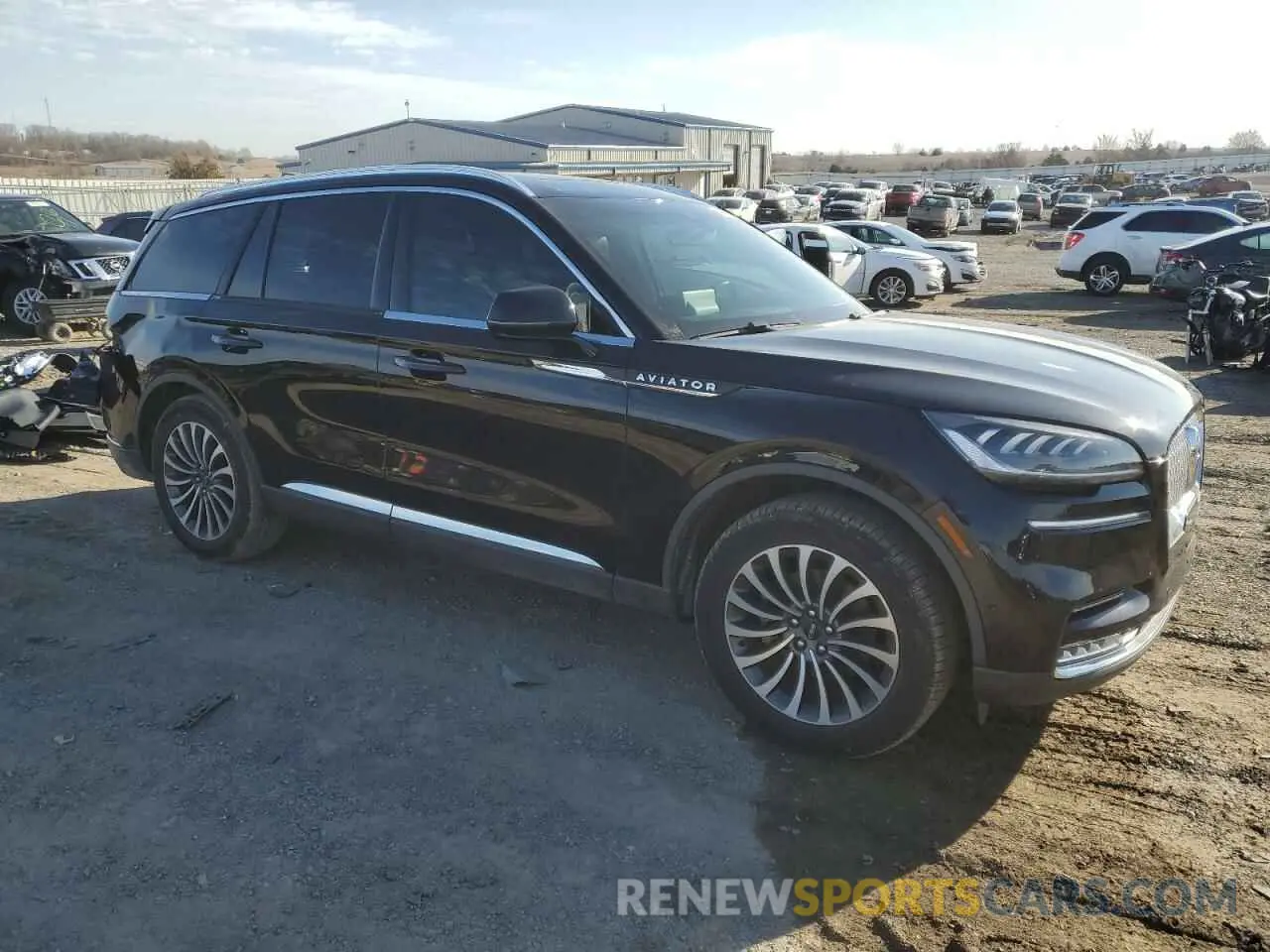 4 Photograph of a damaged car 5LM5J7XC7LGL17306 LINCOLN AVIATOR 2020