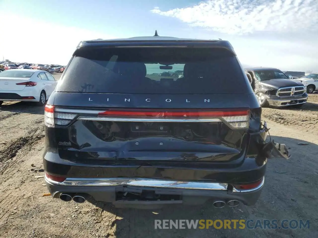 6 Photograph of a damaged car 5LM5J7XC7LGL17306 LINCOLN AVIATOR 2020