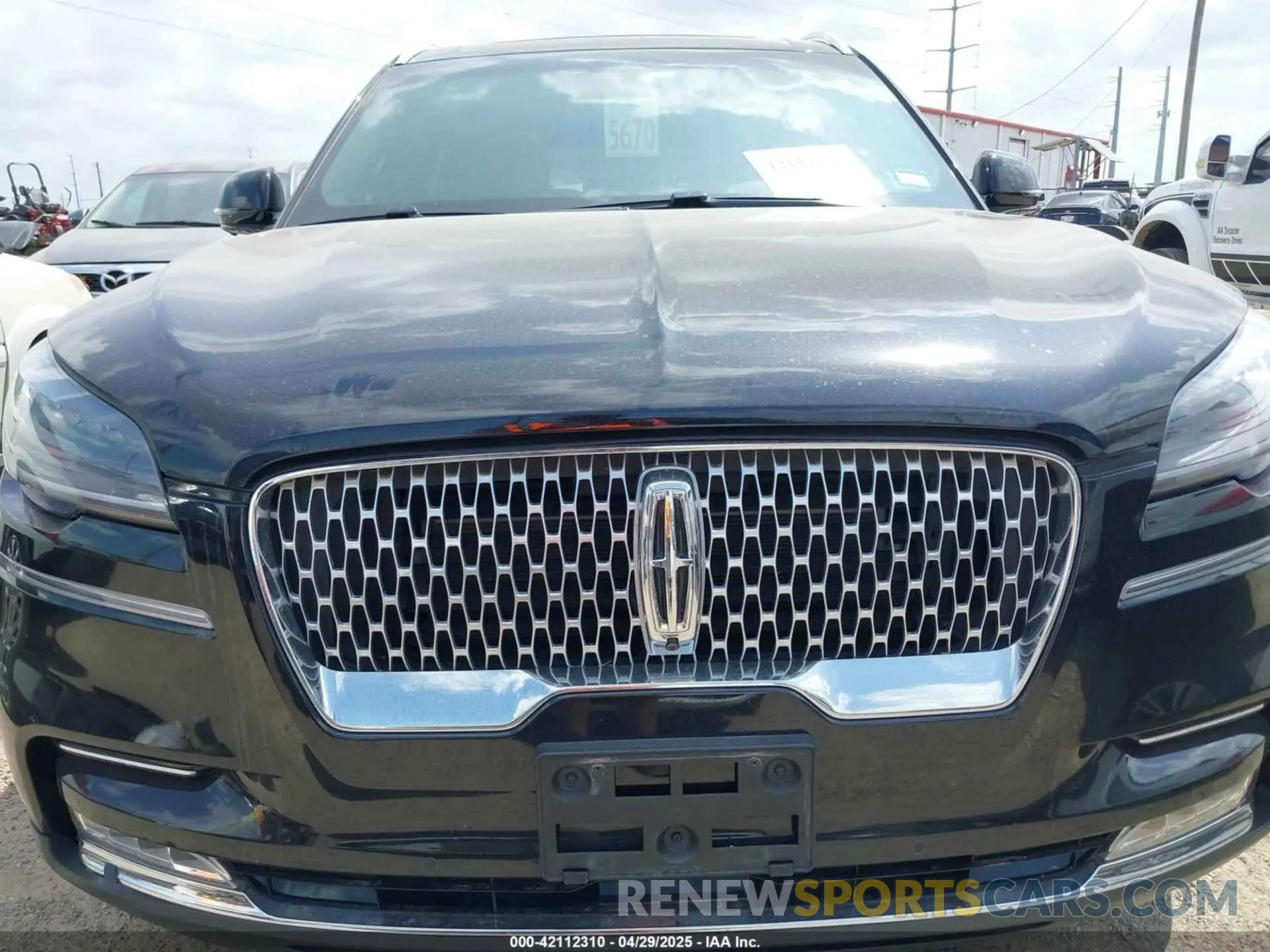 6 Photograph of a damaged car 5LM5J7XC9LGL24872 LINCOLN AVIATOR 2020