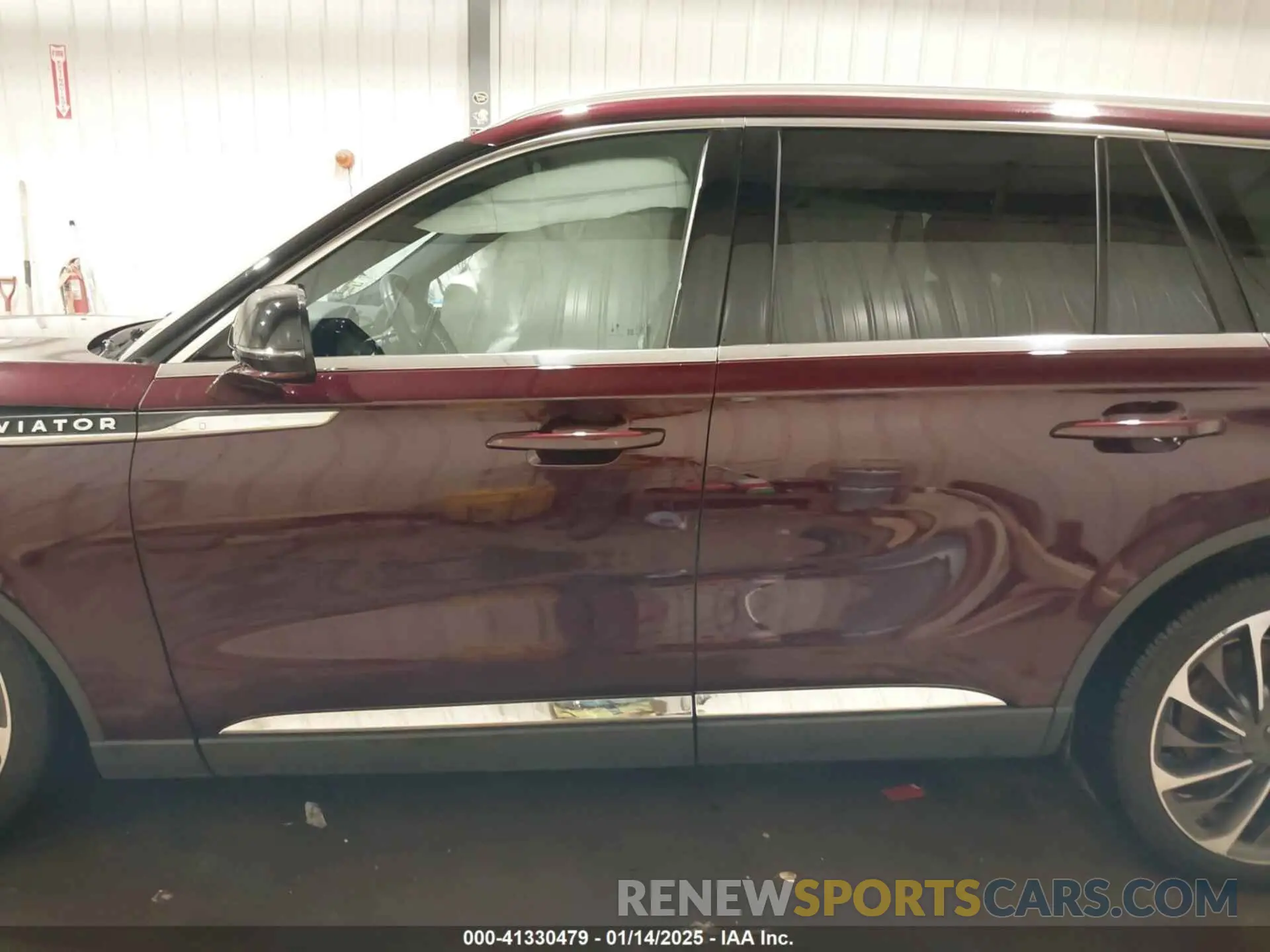 15 Photograph of a damaged car 5LM5J7XCXLGL22659 LINCOLN AVIATOR 2020