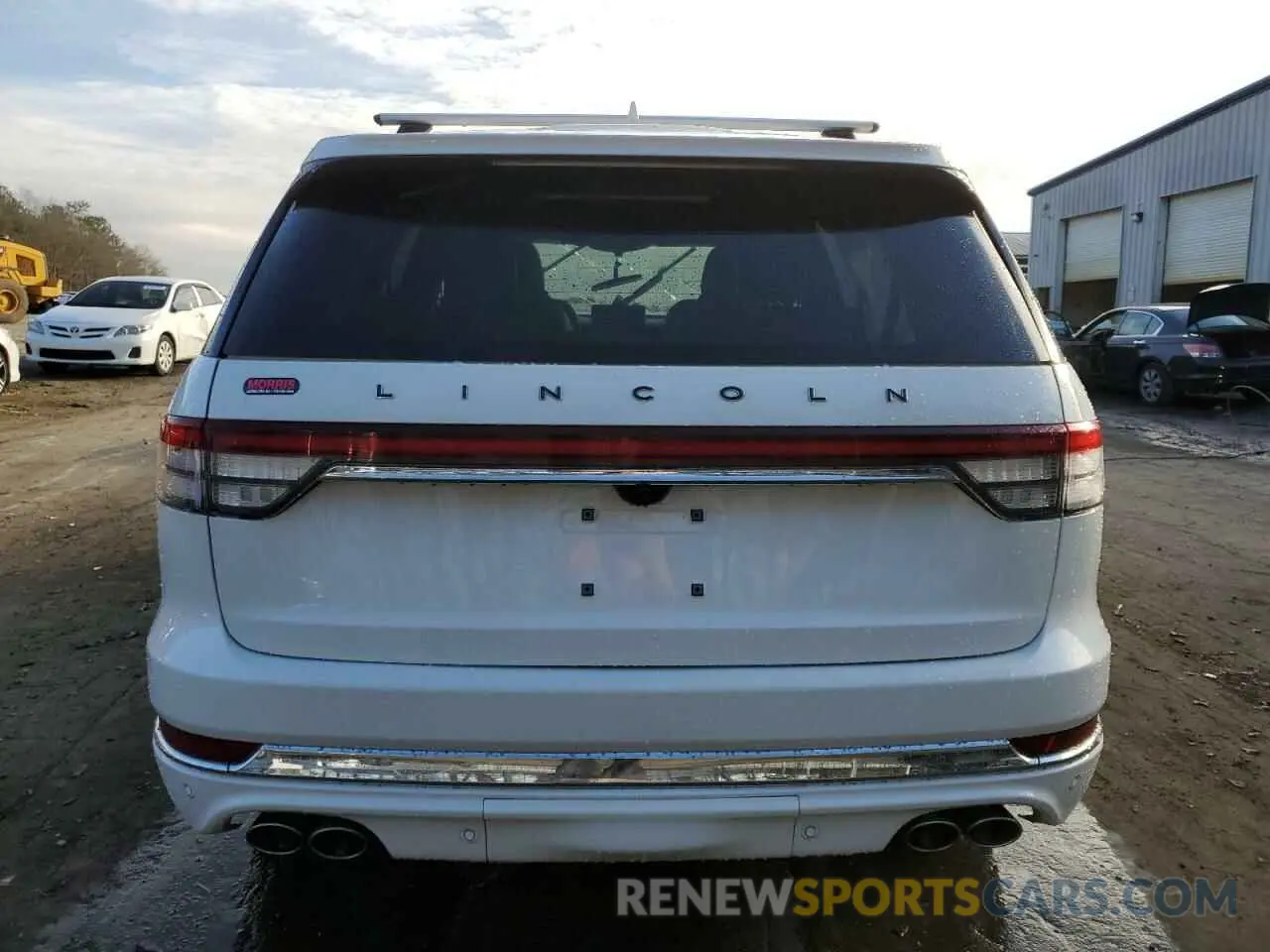6 Photograph of a damaged car 5LM5J9XC9LGL01796 LINCOLN AVIATOR 2020
