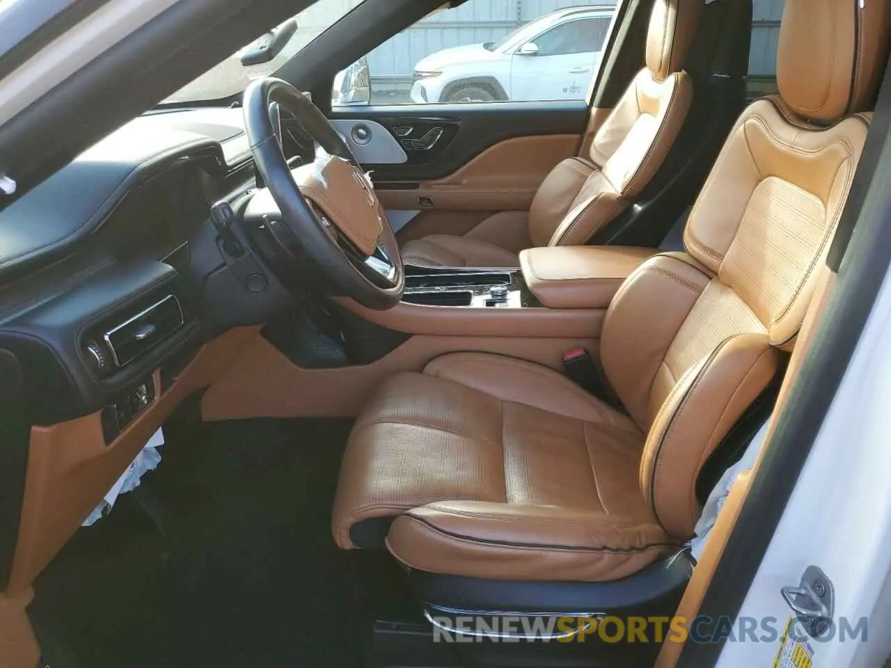 7 Photograph of a damaged car 5LM5J9XC9LGL01796 LINCOLN AVIATOR 2020