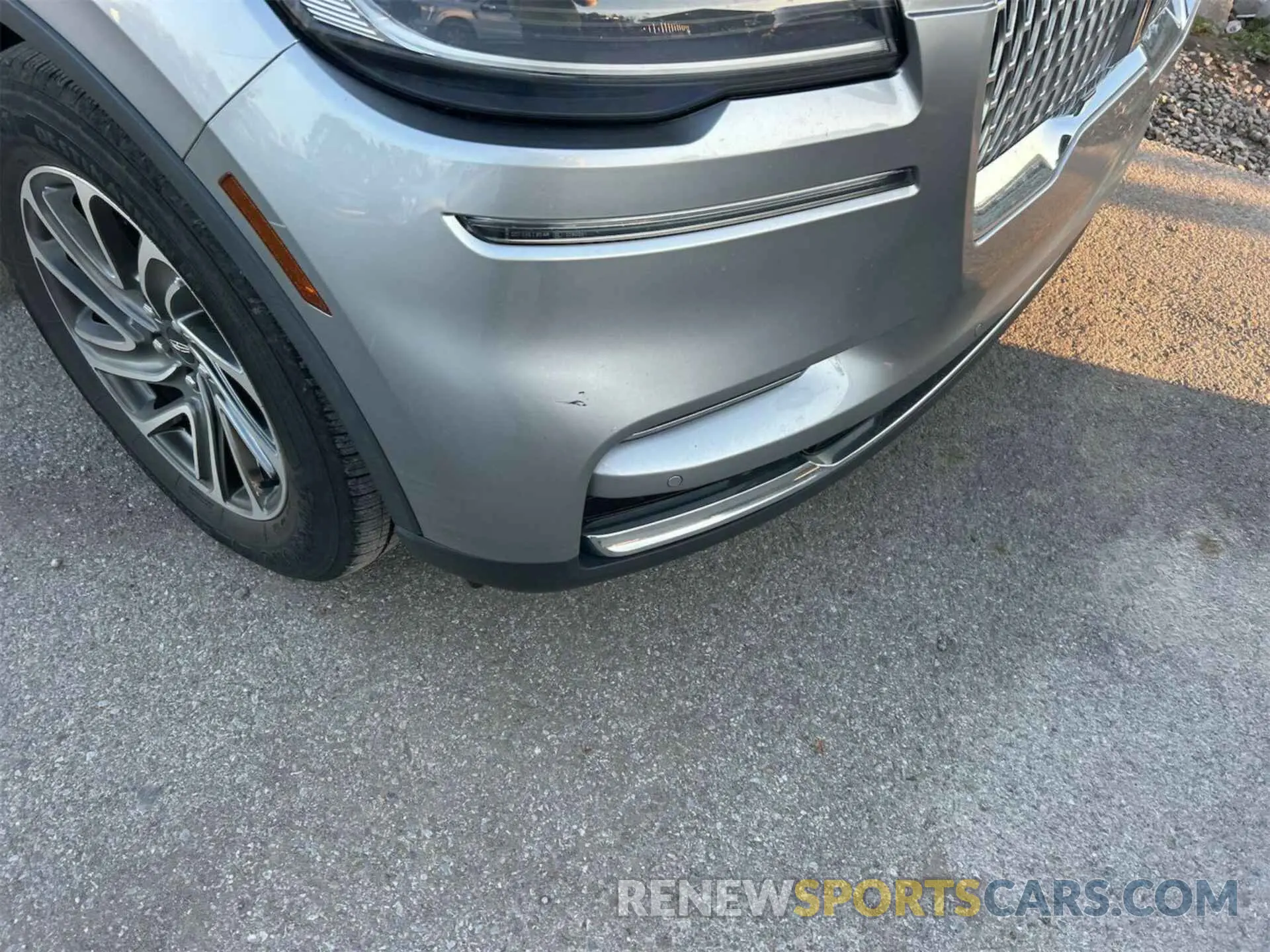 9 Photograph of a damaged car 5LM5J6WC4MGL08043 LINCOLN AVIATOR 2021