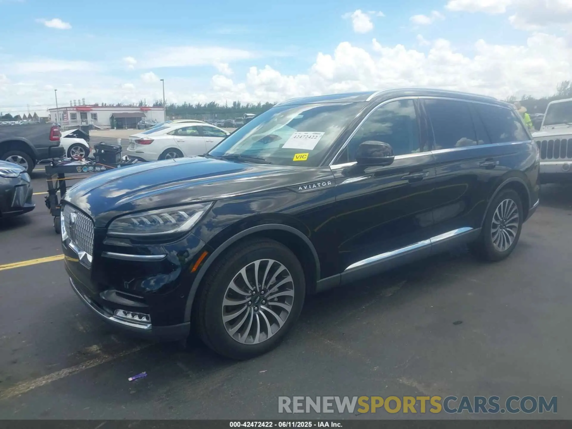 2 Photograph of a damaged car 5LM5J7WC0MGL12385 LINCOLN AVIATOR 2021