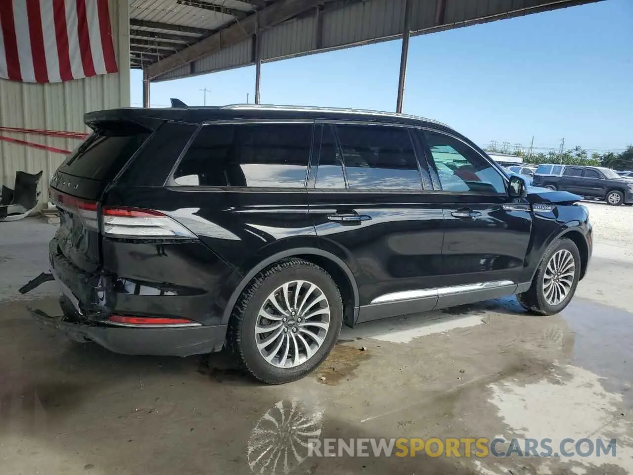 3 Photograph of a damaged car 5LM5J7WC5MGL17470 LINCOLN AVIATOR 2021