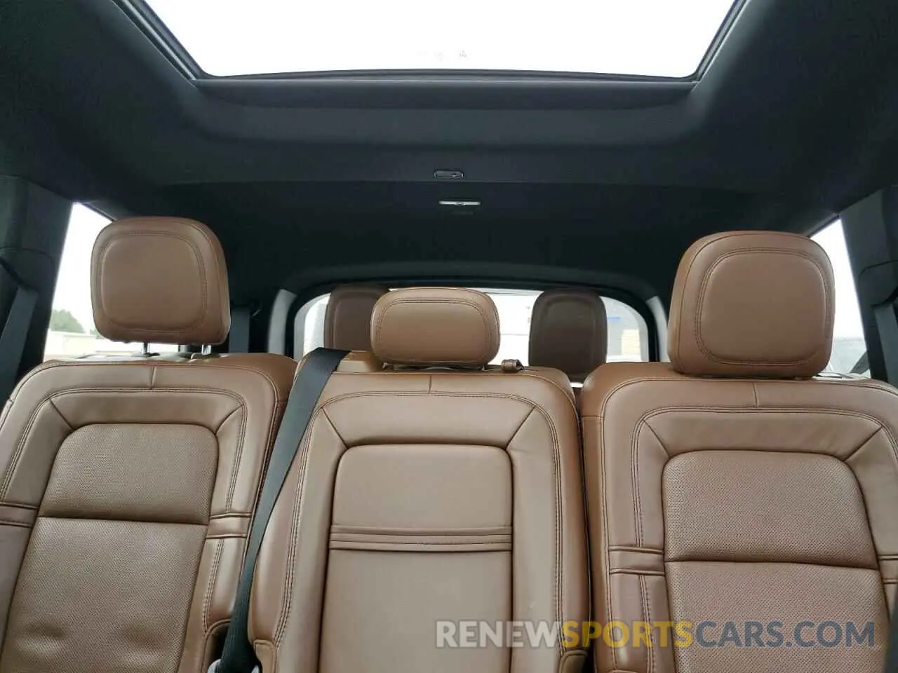 10 Photograph of a damaged car 5LM5J7WCXMGL02334 LINCOLN AVIATOR 2021