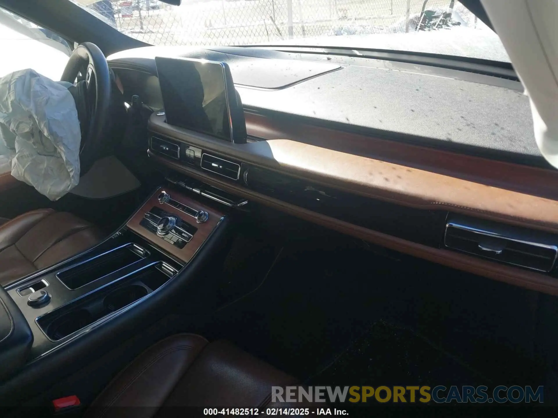5 Photograph of a damaged car 5LM5J7XC3MGL08085 LINCOLN AVIATOR 2021
