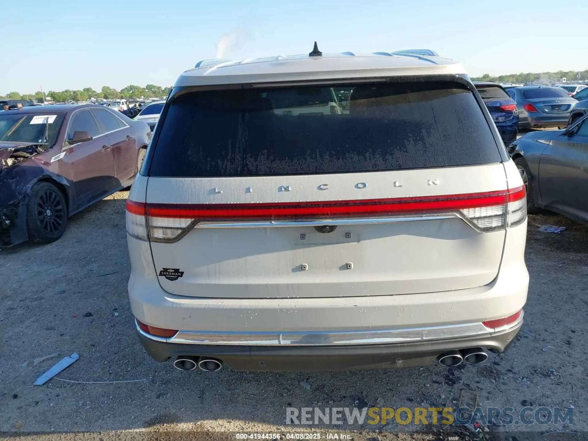 16 Photograph of a damaged car 5LM5J7XC5MGL02577 LINCOLN AVIATOR 2021