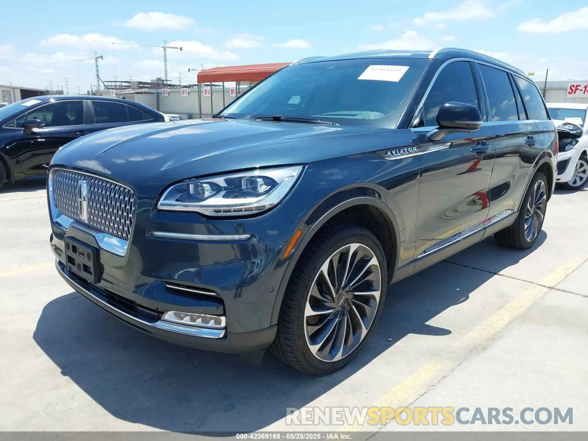 2 Photograph of a damaged car 5LM5J7XC6MGL09277 LINCOLN AVIATOR 2021
