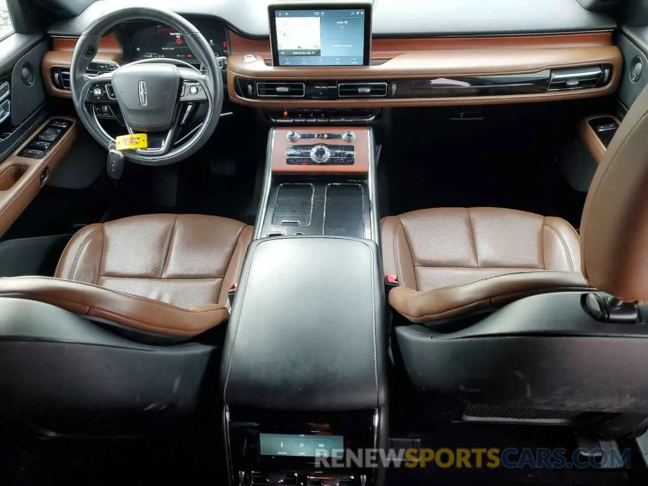 8 Photograph of a damaged car 5LM5J7XC8MGL03156 LINCOLN AVIATOR 2021