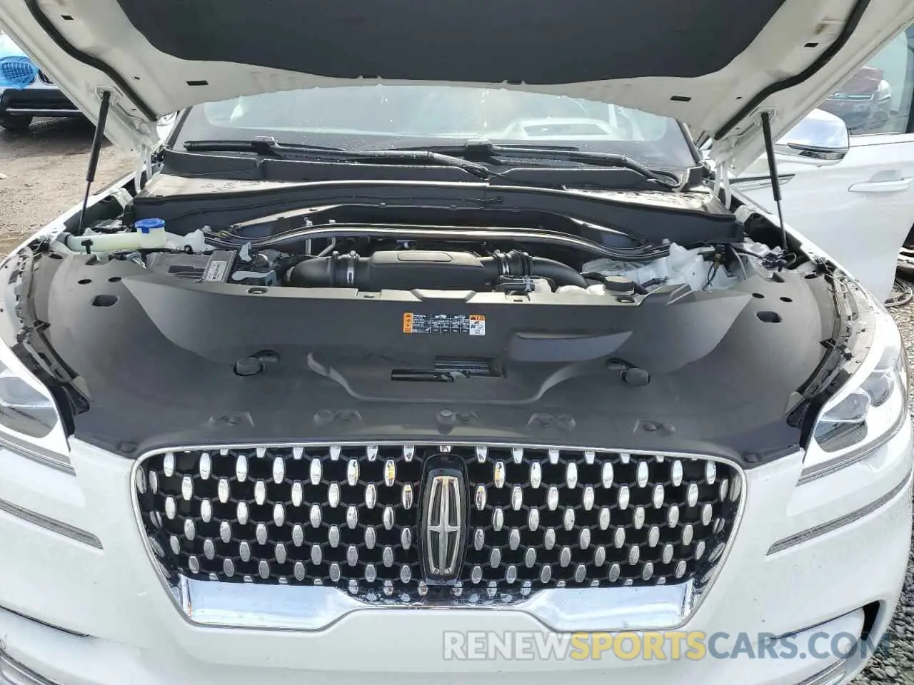 12 Photograph of a damaged car 5LM5J9XC8MGL15562 LINCOLN AVIATOR 2021