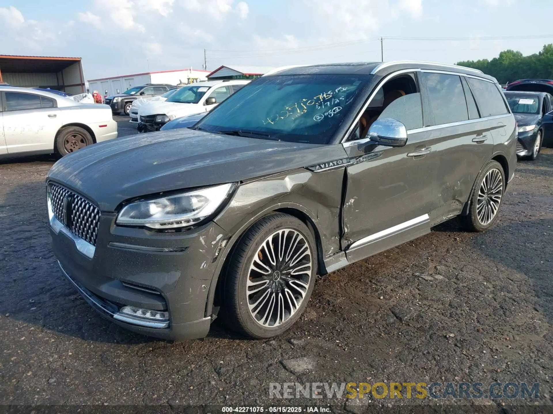 2 Photograph of a damaged car 5LM5J9XC9MGL15599 LINCOLN AVIATOR 2021