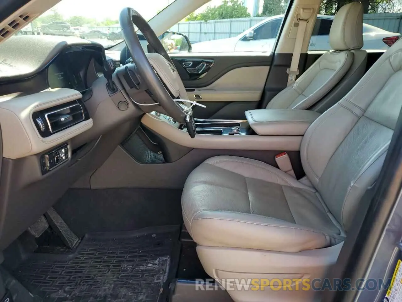 7 Photograph of a damaged car 5LMYJ8XYXMNL00804 LINCOLN AVIATOR 2021