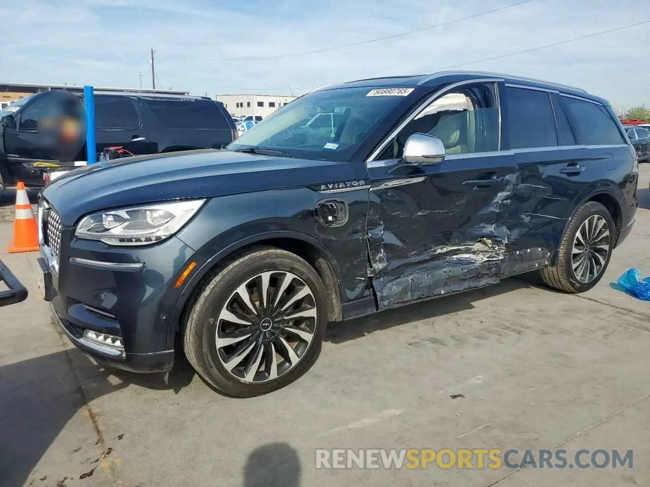 1 Photograph of a damaged car 5LMYJ9YY8MNL02233 LINCOLN AVIATOR 2021