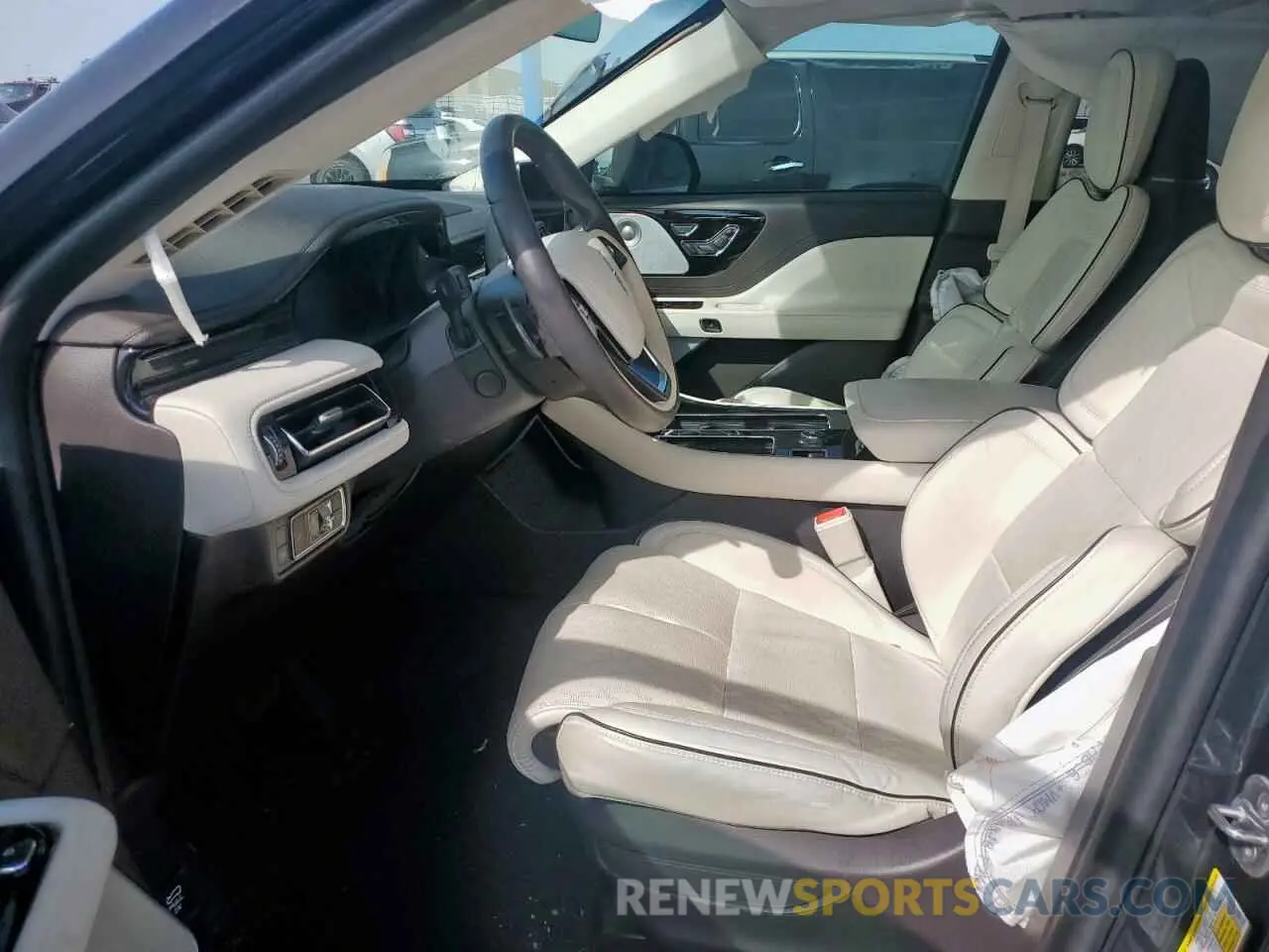 7 Photograph of a damaged car 5LMYJ9YY8MNL02233 LINCOLN AVIATOR 2021