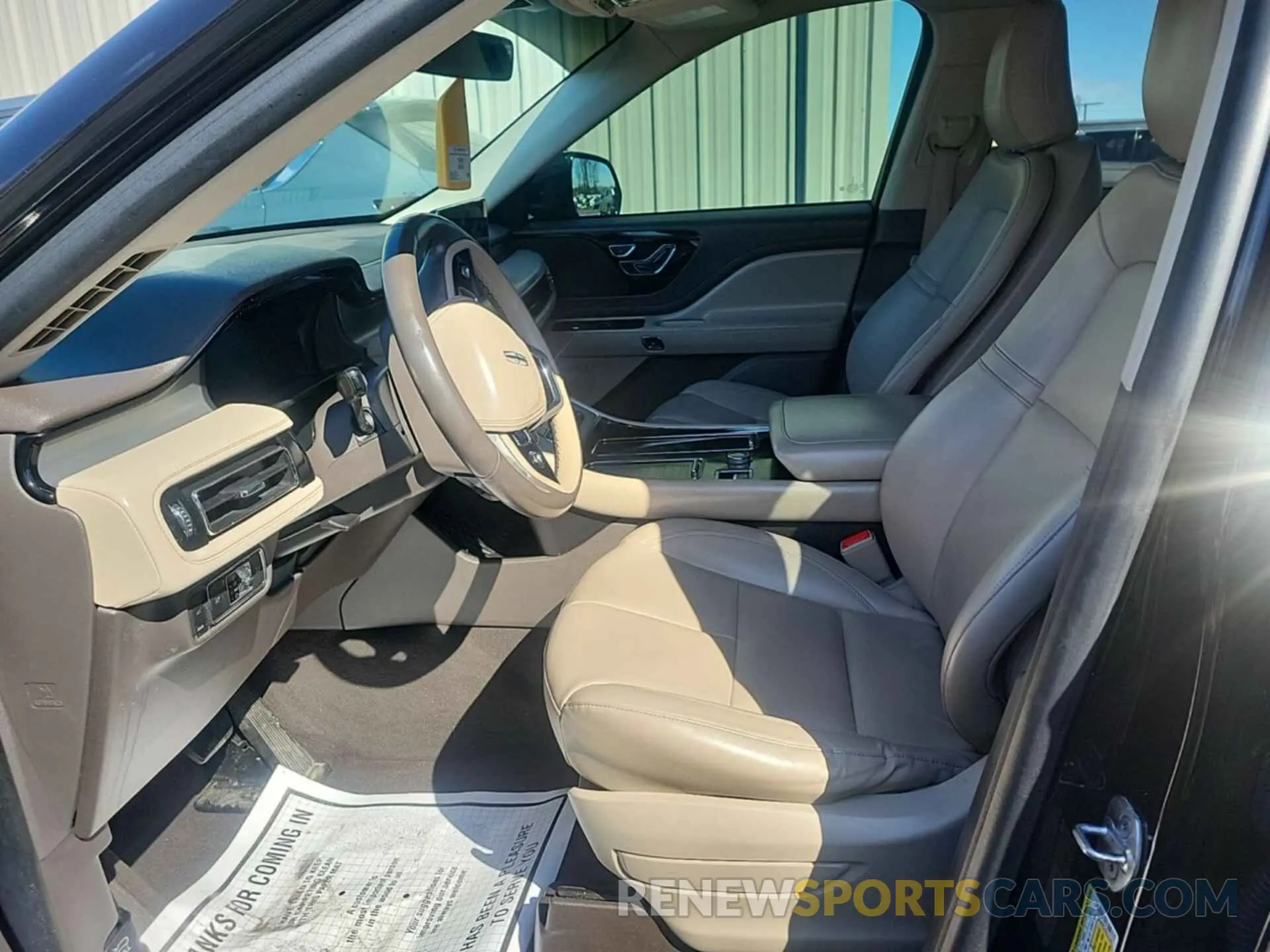 2 Photograph of a damaged car 5LM5J6WC8NGL02067 LINCOLN AVIATOR 2022
