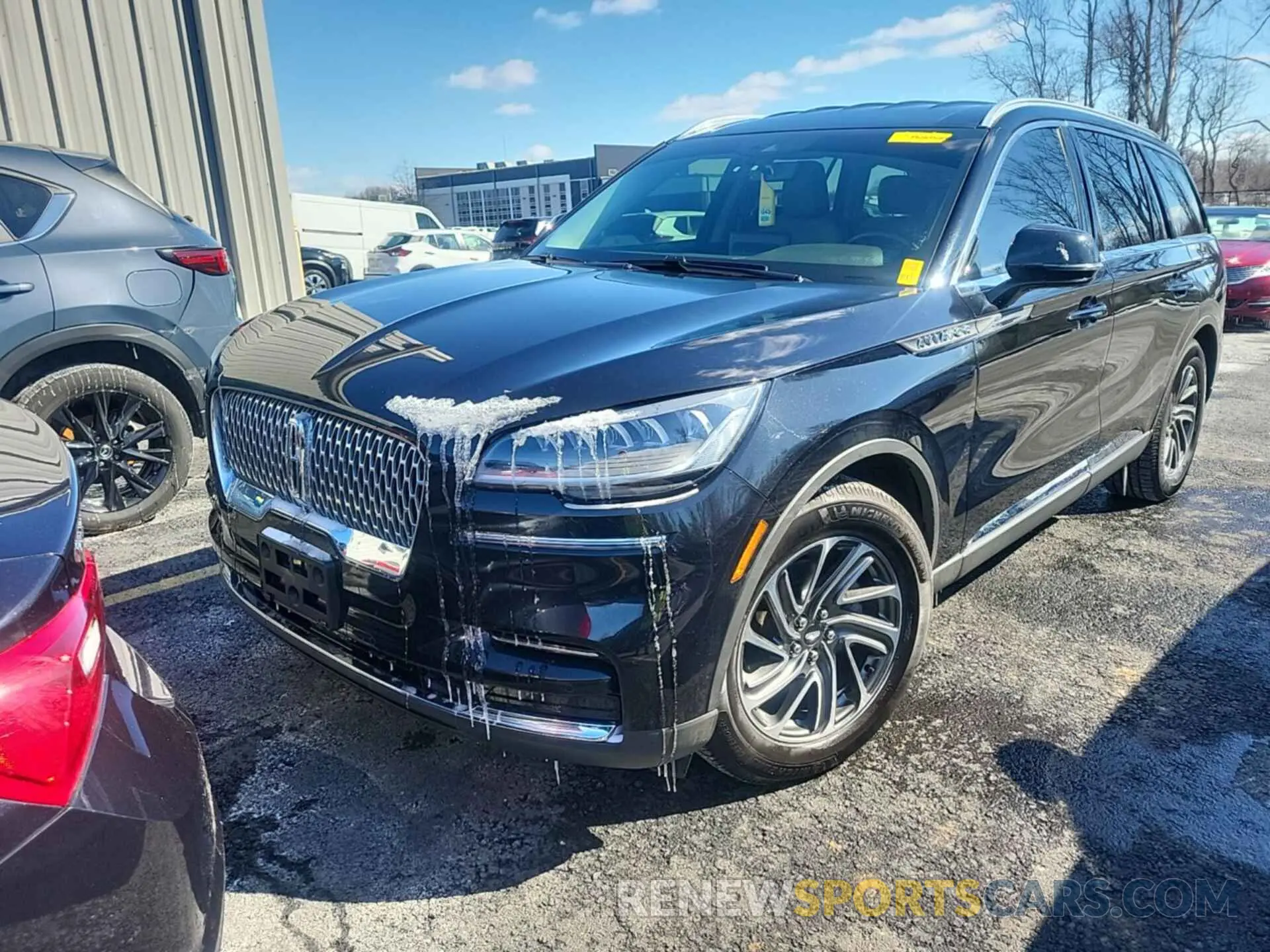 6 Photograph of a damaged car 5LM5J6WC8NGL02067 LINCOLN AVIATOR 2022