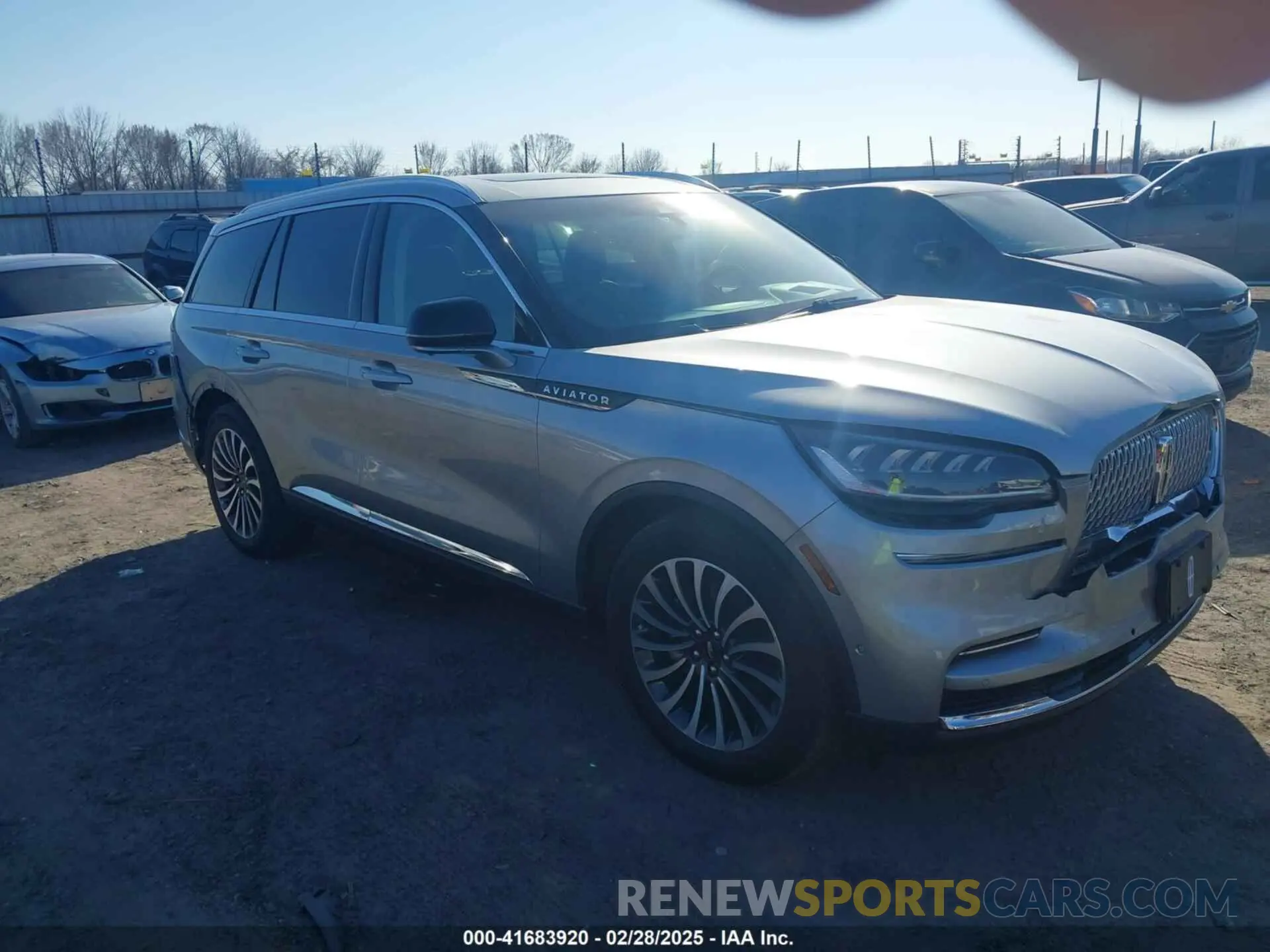 13 Photograph of a damaged car 5LM5J7WC4NGL16716 LINCOLN AVIATOR 2022