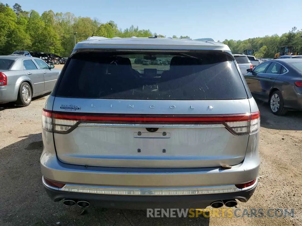 6 Photograph of a damaged car 5LM5J7WC6NGL11243 LINCOLN AVIATOR 2022