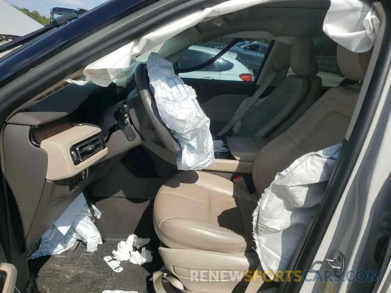 7 Photograph of a damaged car 5LM5J7WC8NGL20851 LINCOLN AVIATOR 2022