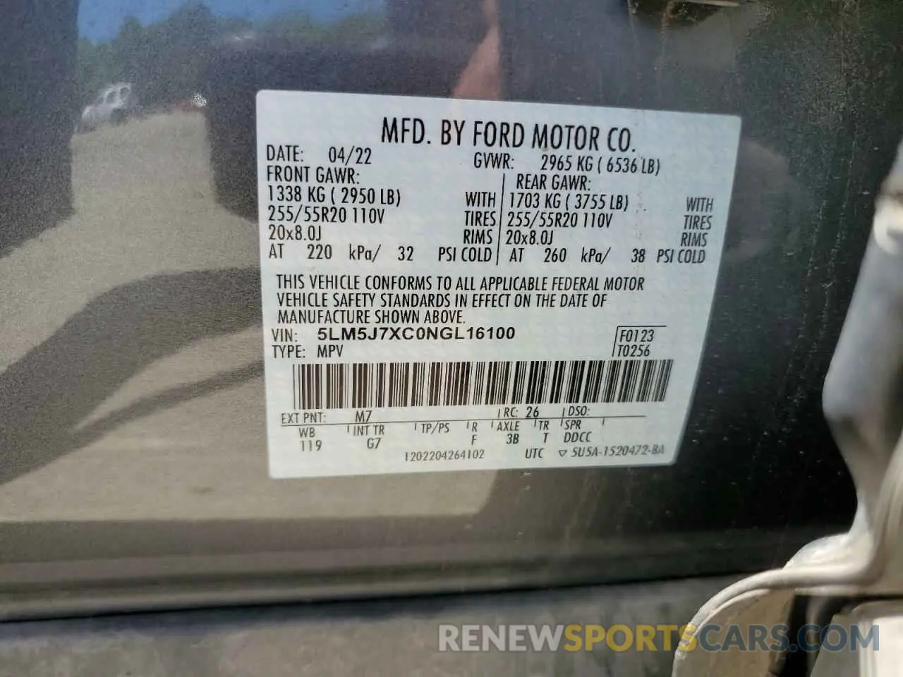 13 Photograph of a damaged car 5LM5J7XC0NGL16100 LINCOLN AVIATOR 2022