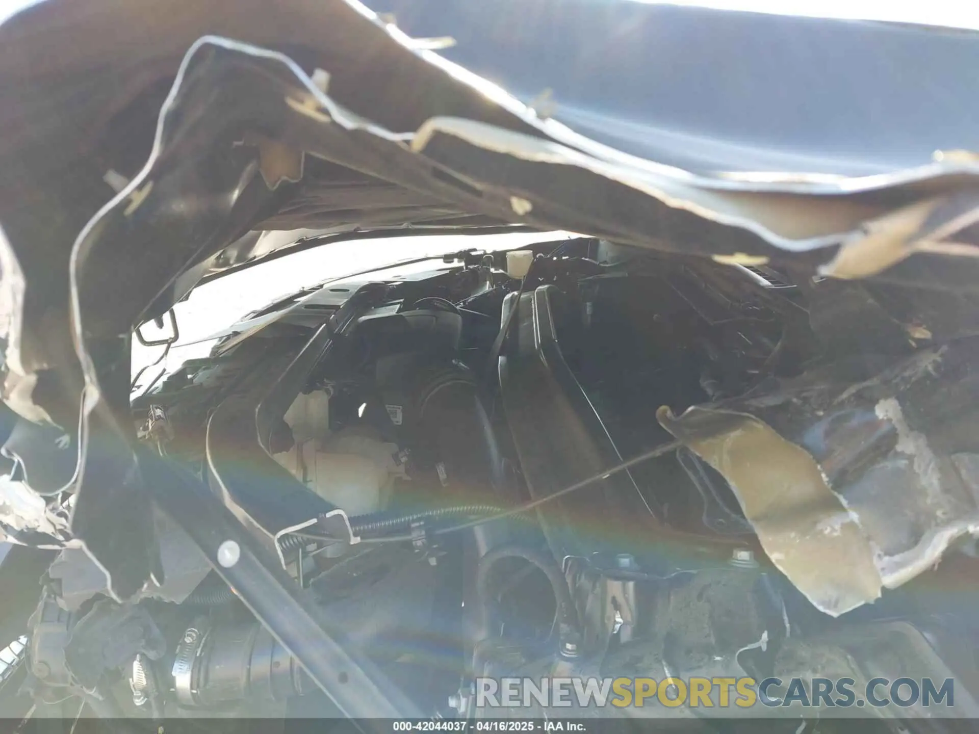 10 Photograph of a damaged car 5LM5J7XC1NGL08524 LINCOLN AVIATOR 2022