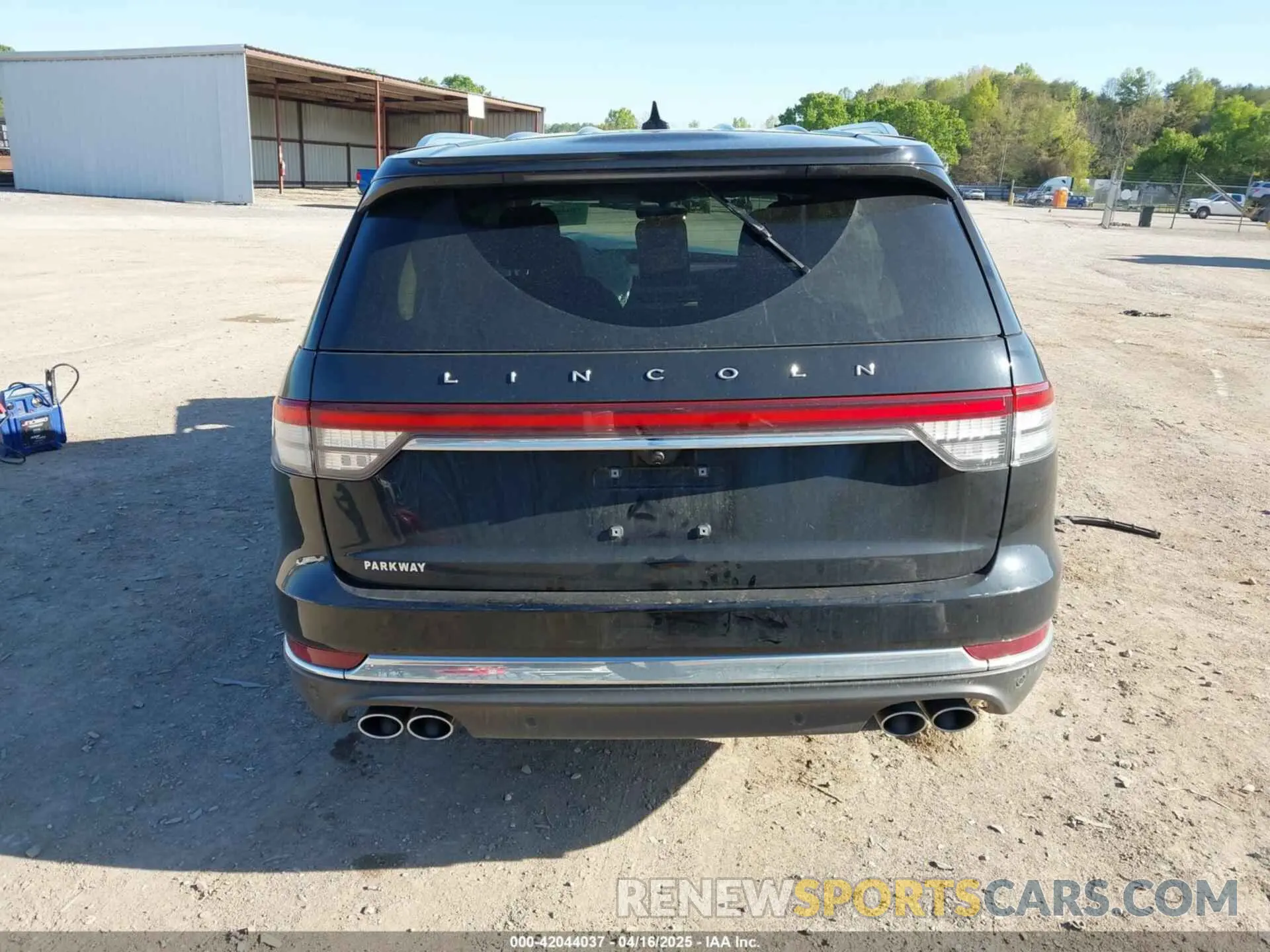 16 Photograph of a damaged car 5LM5J7XC1NGL08524 LINCOLN AVIATOR 2022