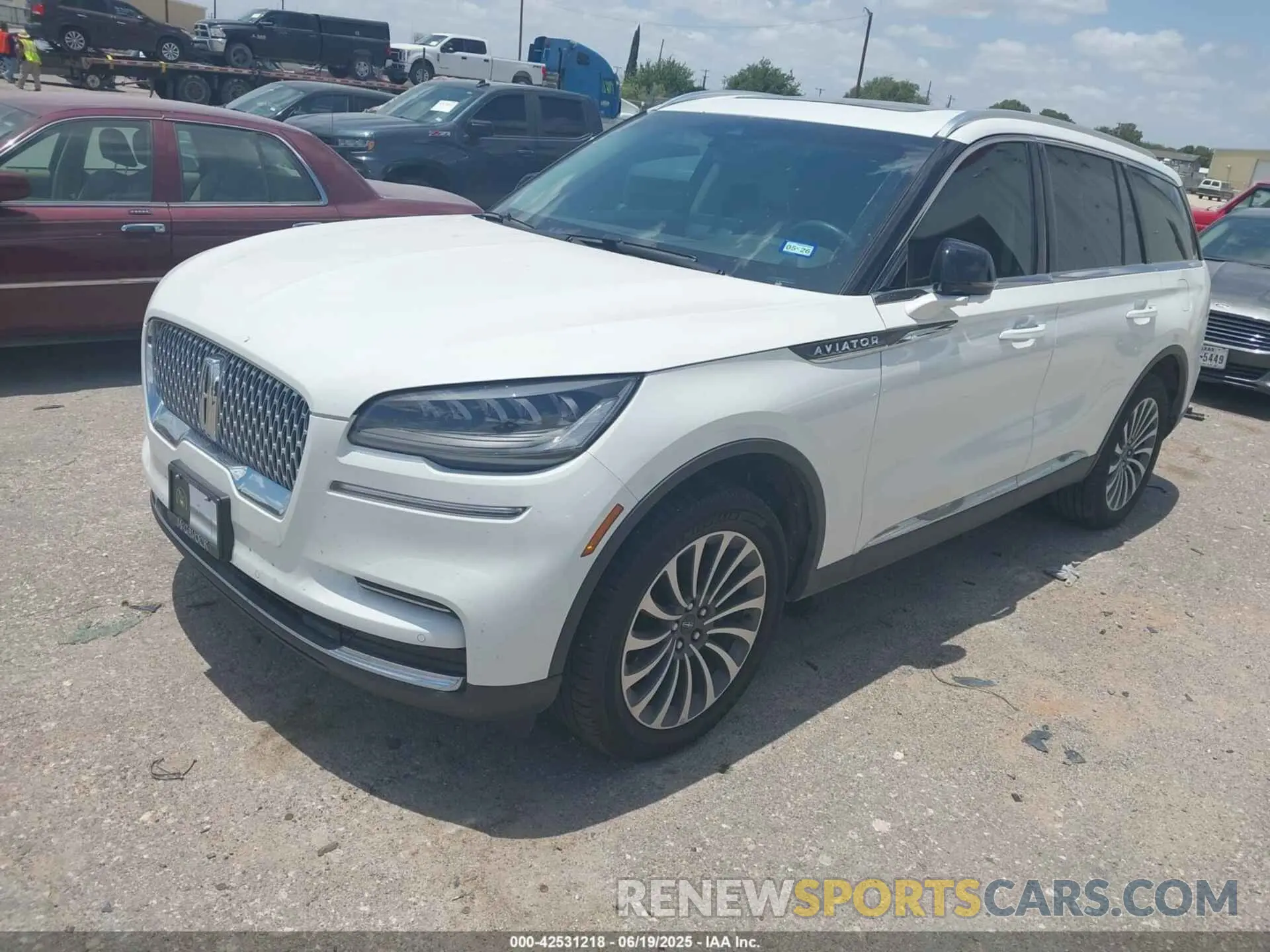 2 Photograph of a damaged car 5LM5J7XC3NGL08248 LINCOLN AVIATOR 2022