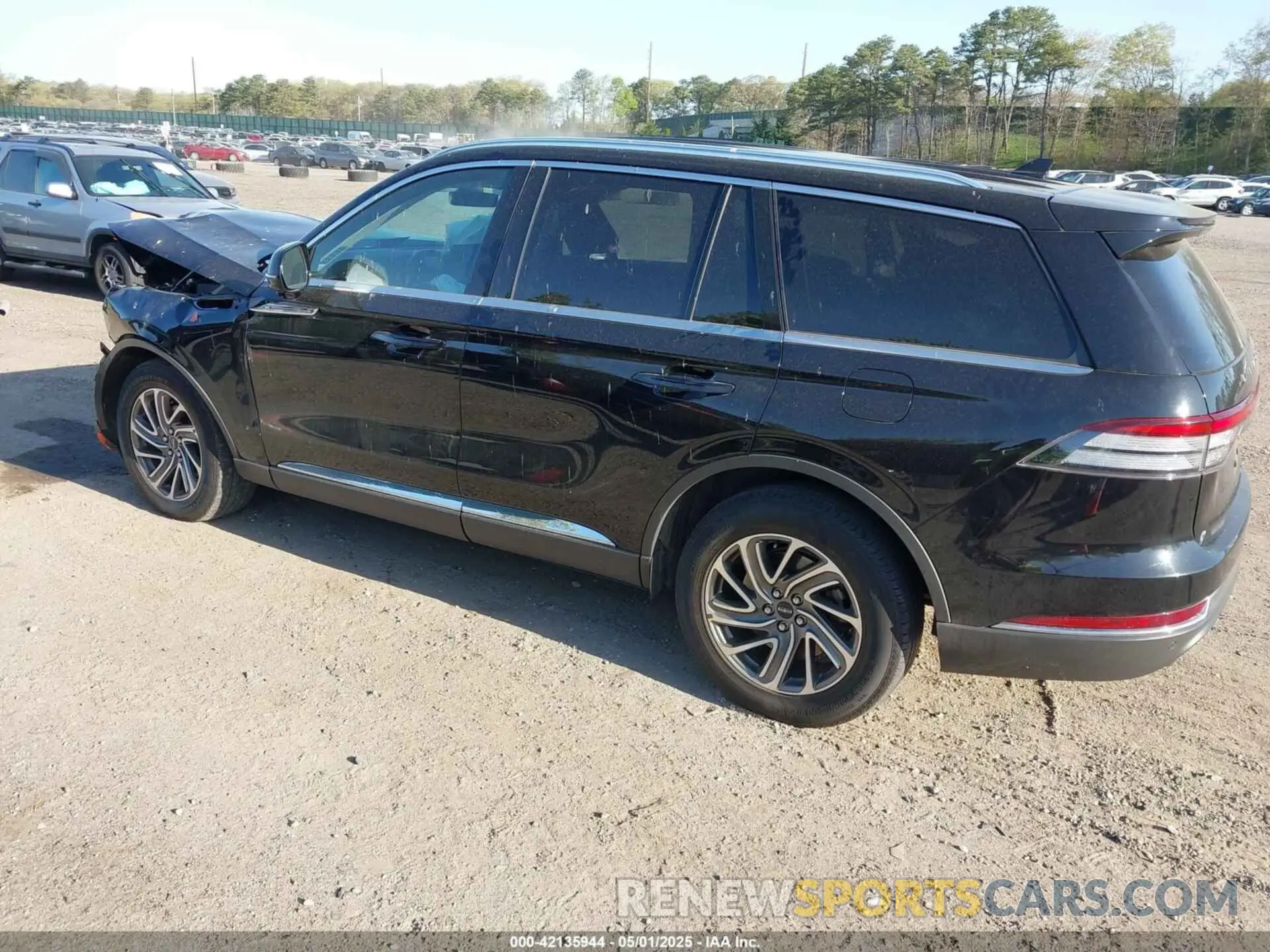 3 Photograph of a damaged car 5LM5J0XC2PGL21292 LINCOLN AVIATOR 2023