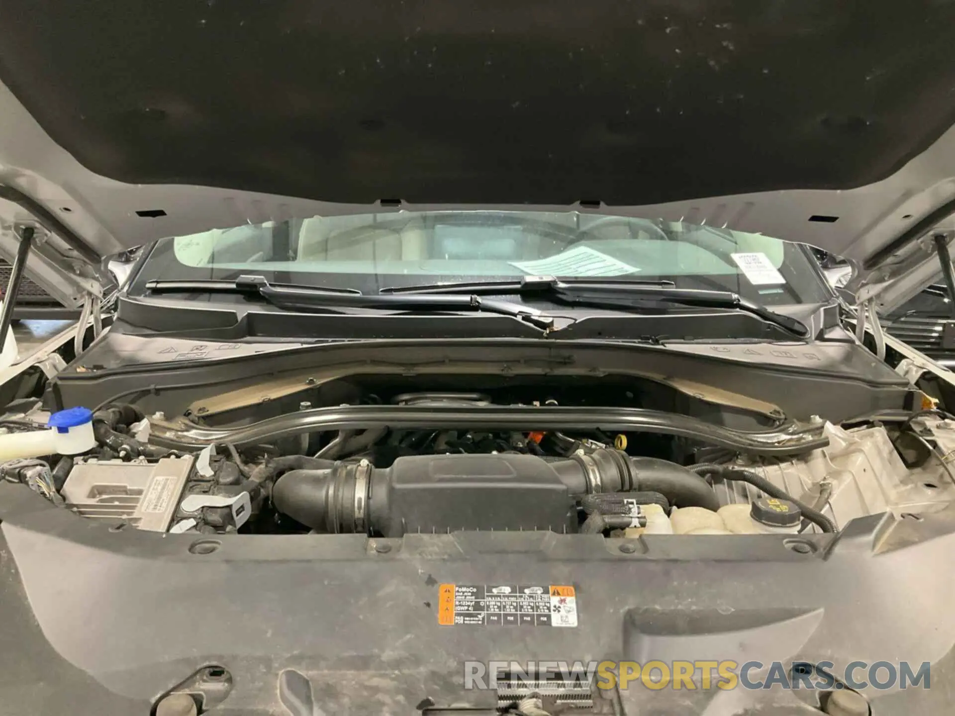 4 Photograph of a damaged car 5LM5J6WC8PGL16165 LINCOLN AVIATOR 2023