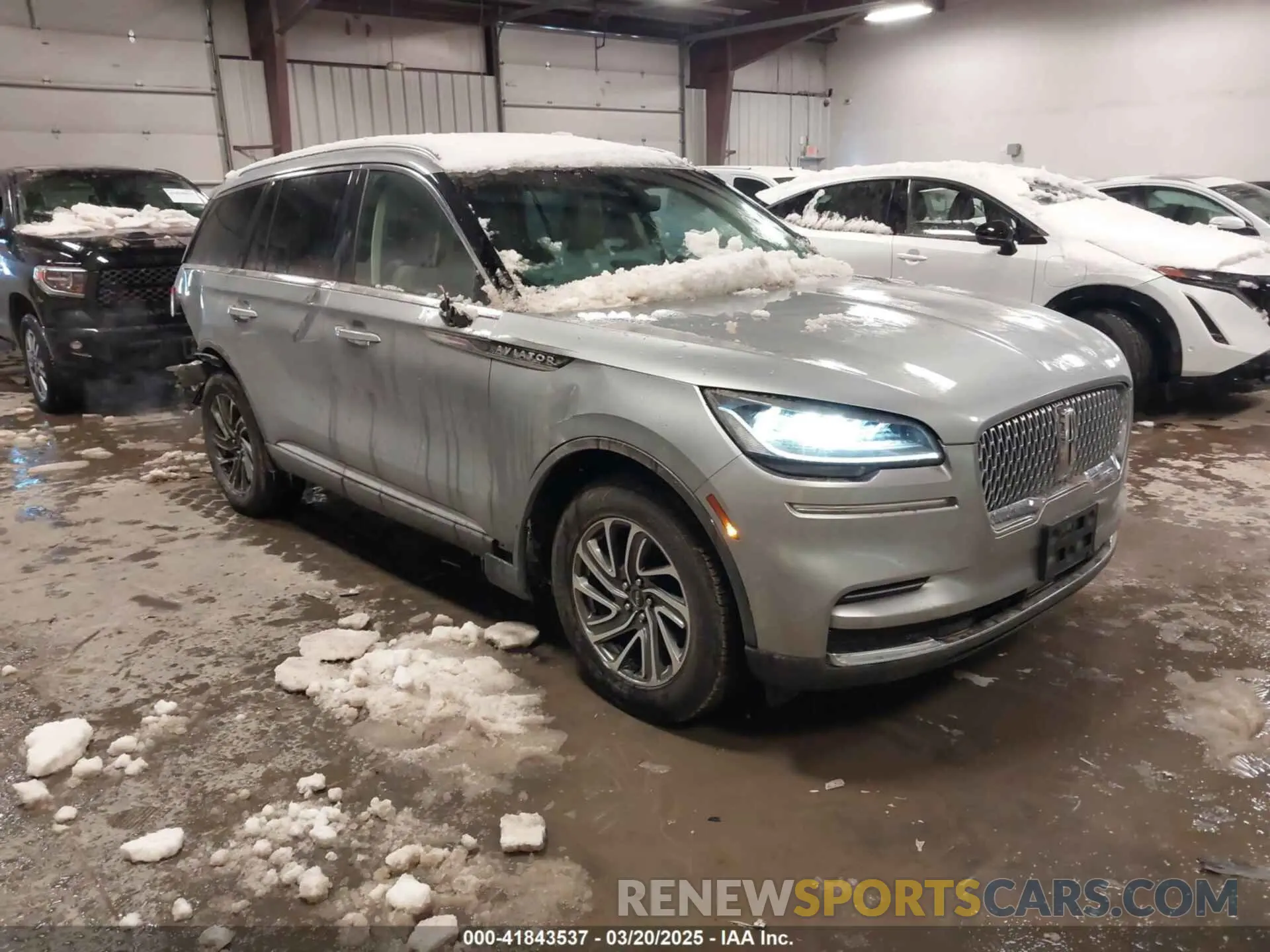 1 Photograph of a damaged car 5LM5J6XC2PGL18606 LINCOLN AVIATOR 2023