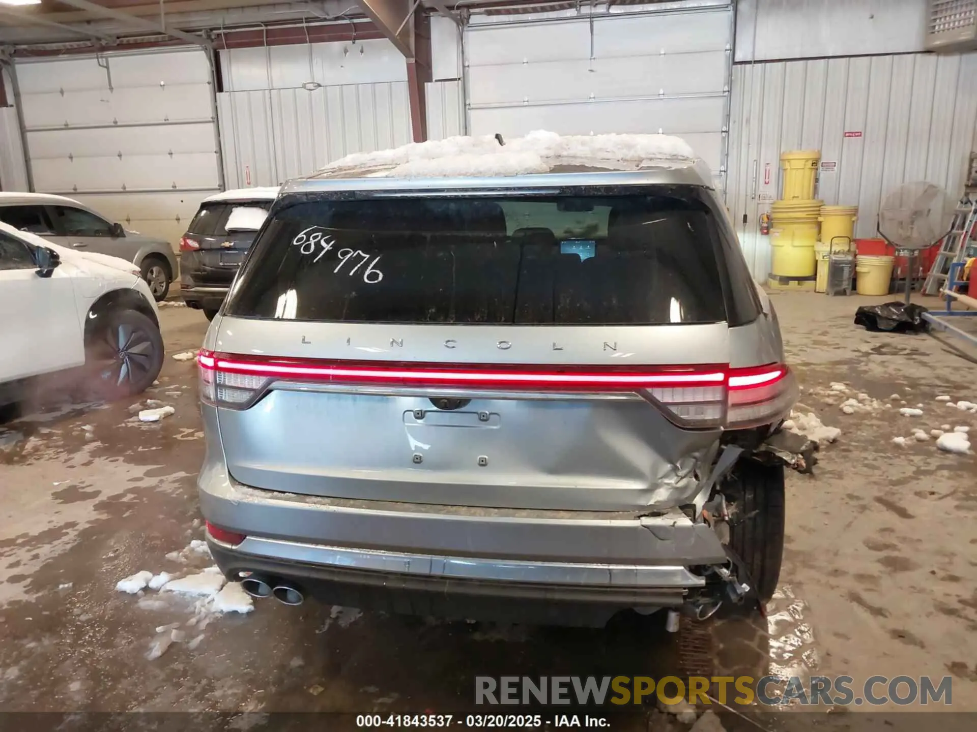 17 Photograph of a damaged car 5LM5J6XC2PGL18606 LINCOLN AVIATOR 2023
