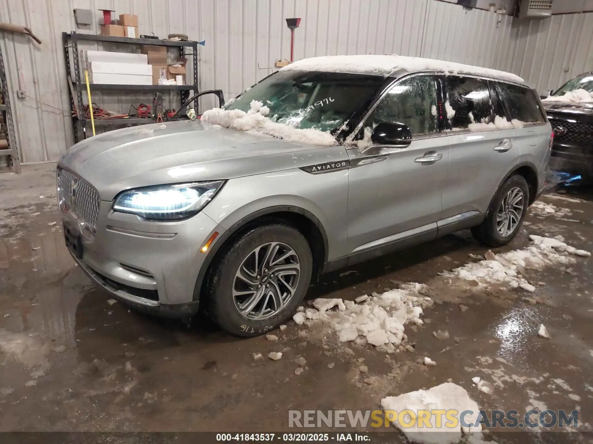 2 Photograph of a damaged car 5LM5J6XC2PGL18606 LINCOLN AVIATOR 2023