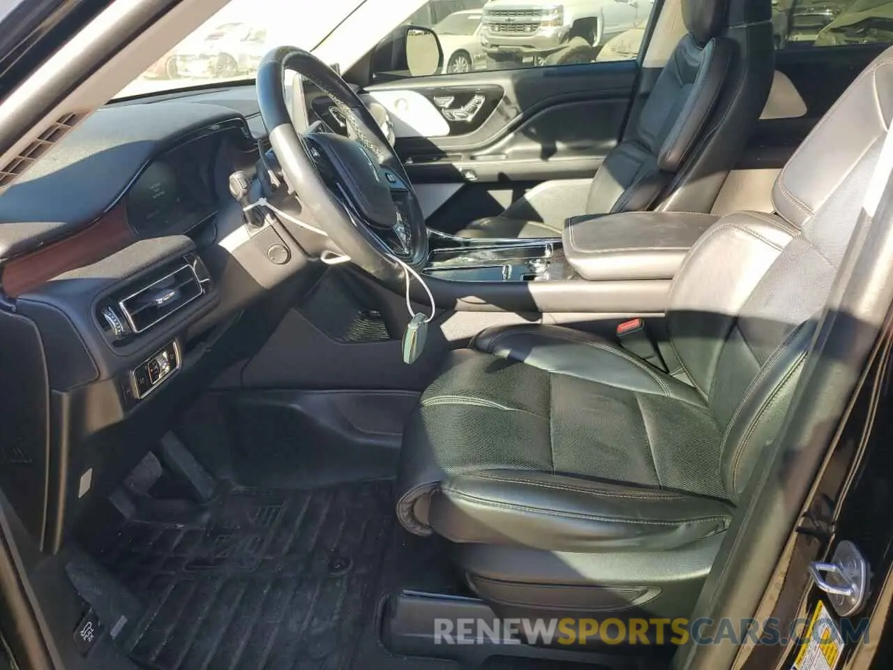 7 Photograph of a damaged car 5LM5J7WC1PGL14599 LINCOLN AVIATOR 2023