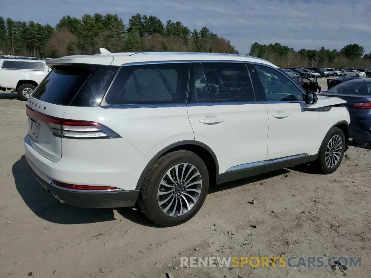 3 Photograph of a damaged car 5LM5J7XC9PGL09911 LINCOLN AVIATOR 2023