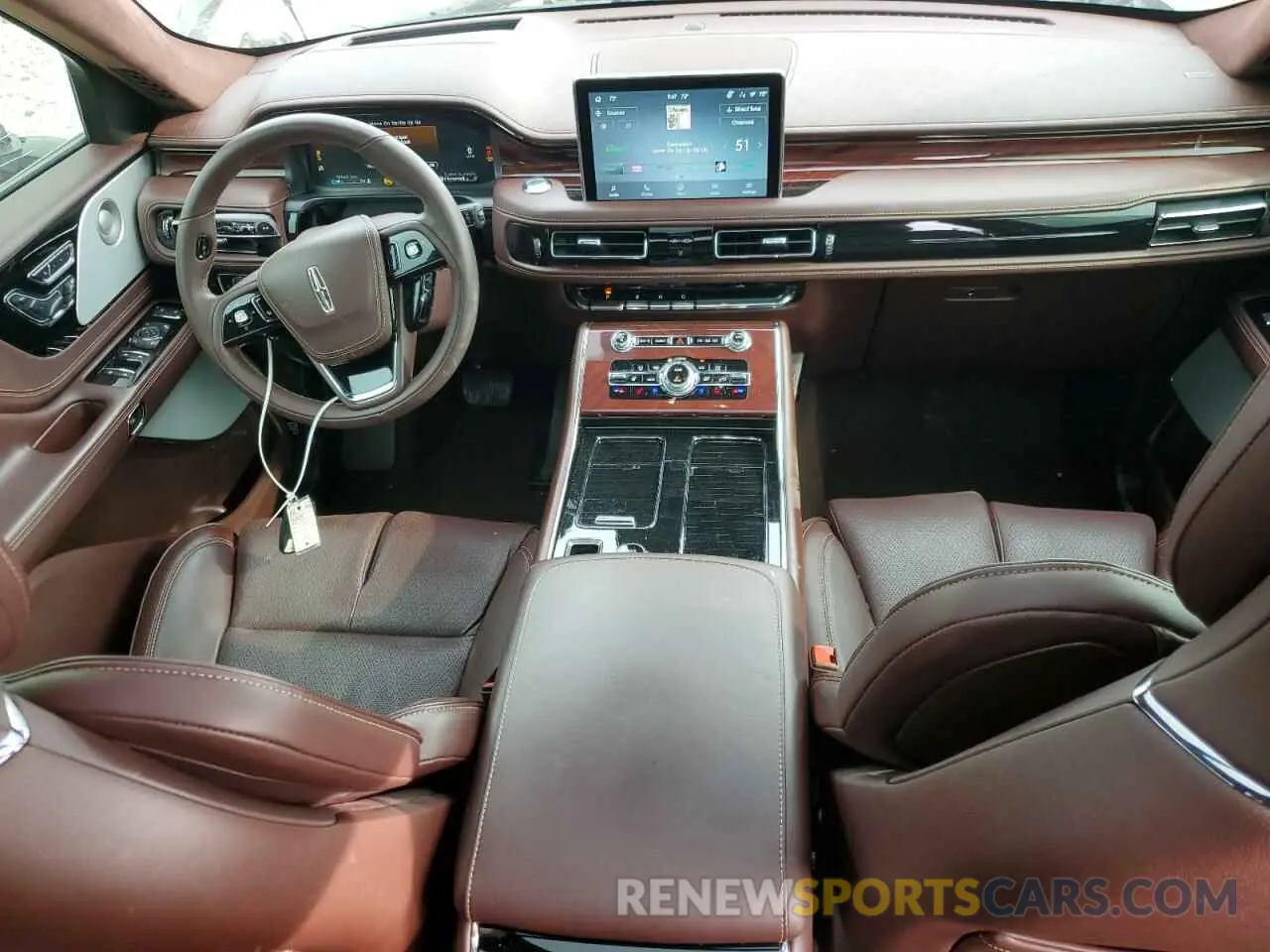 8 Photograph of a damaged car 5LM5J9XCXPGL14949 LINCOLN AVIATOR 2023