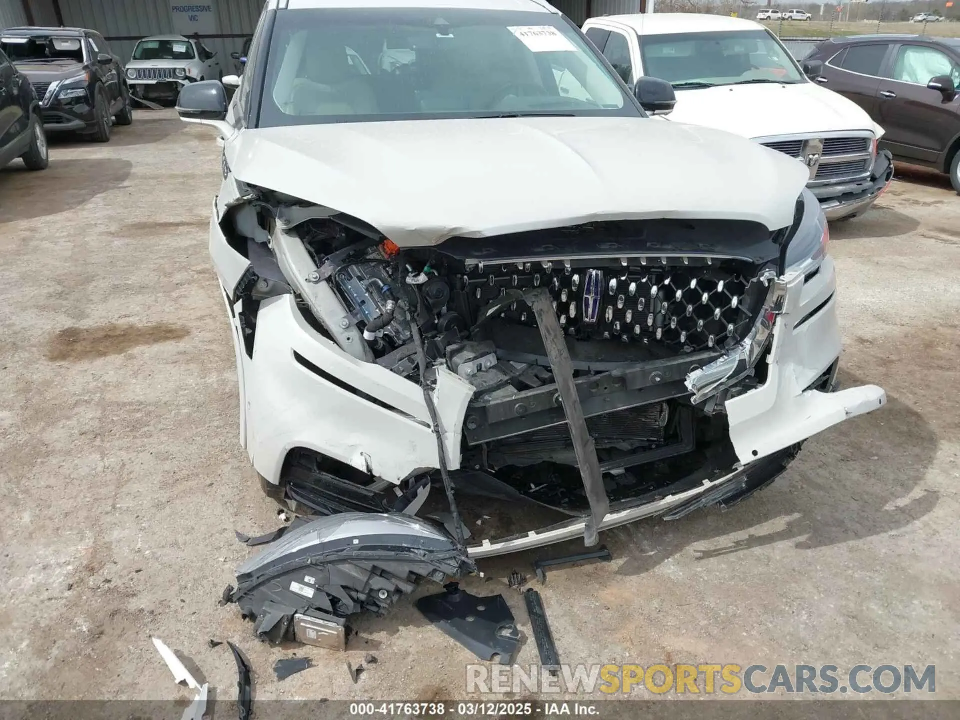 6 Photograph of a damaged car 5LMYJ8XY0PNL01898 LINCOLN AVIATOR 2023