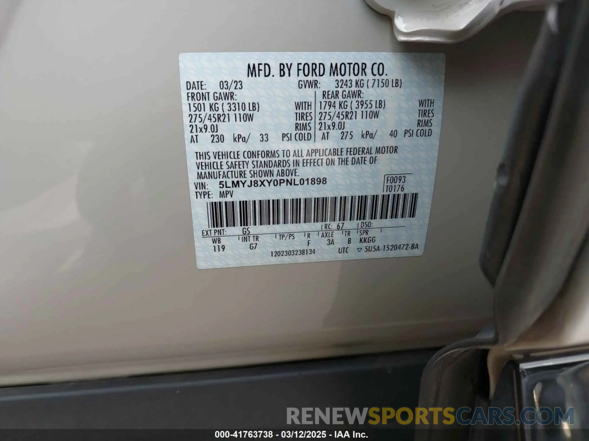 9 Photograph of a damaged car 5LMYJ8XY0PNL01898 LINCOLN AVIATOR 2023